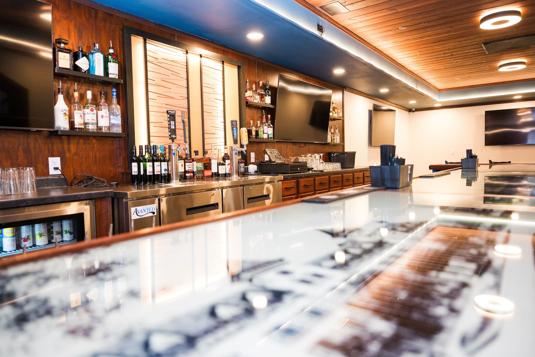 Bar at Chateau Hotel and Conference Center in Bloomington, Illinois