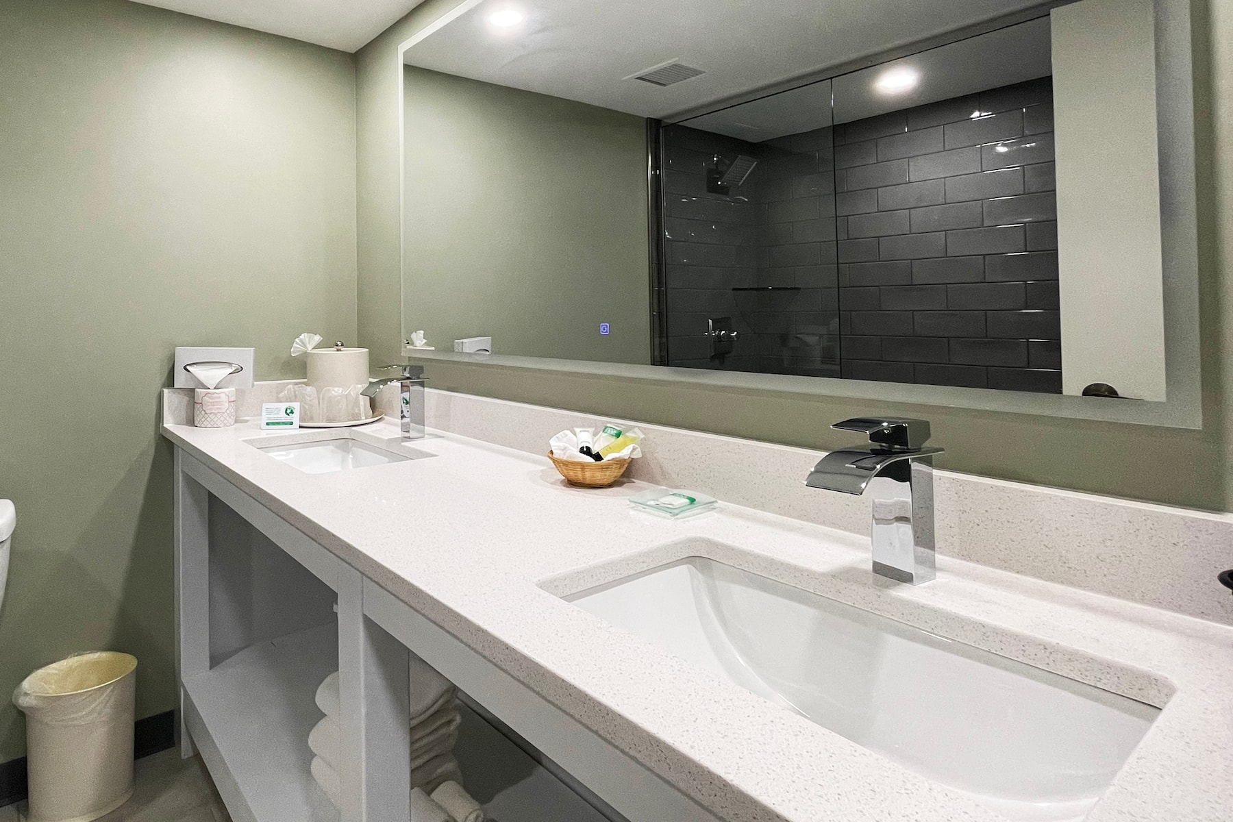 Guest room bath at the Chateau Hotel and Conference Center in Bloomington, Illinois