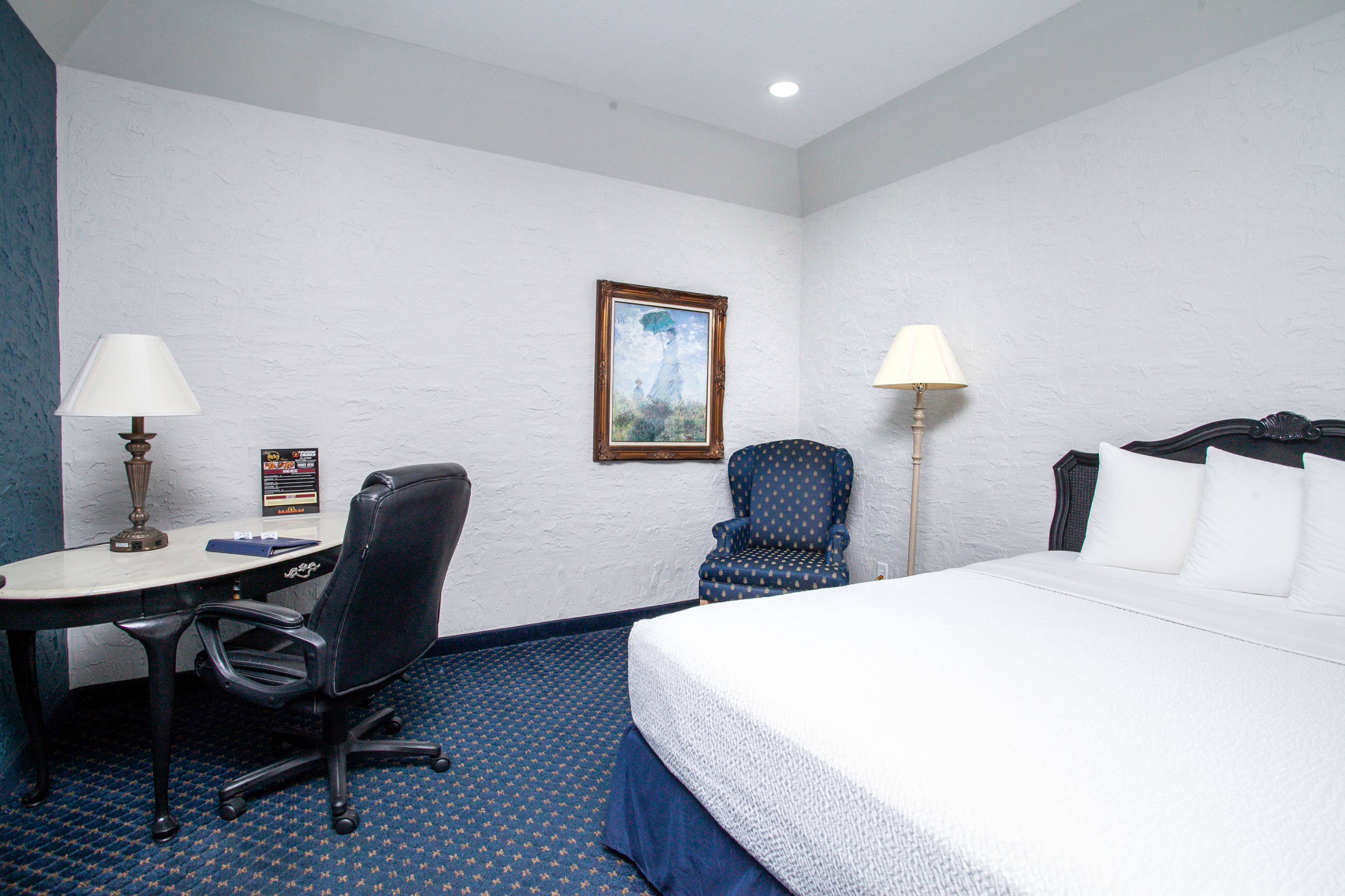 Guest room at the Chateau Hotel and Conference Center in Bloomington, Illinois