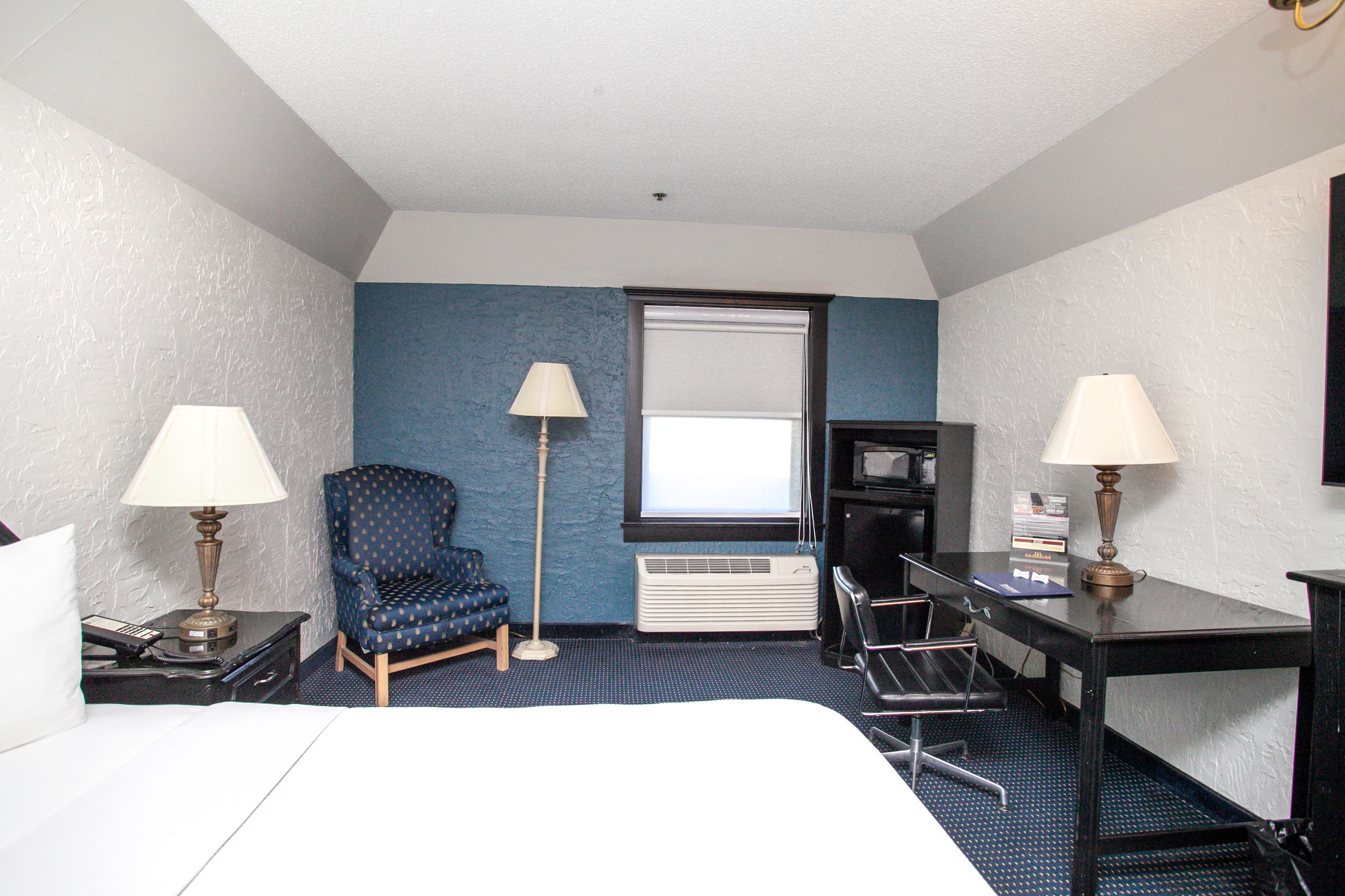 Guest room at the Chateau Hotel and Conference Center in Bloomington, Illinois