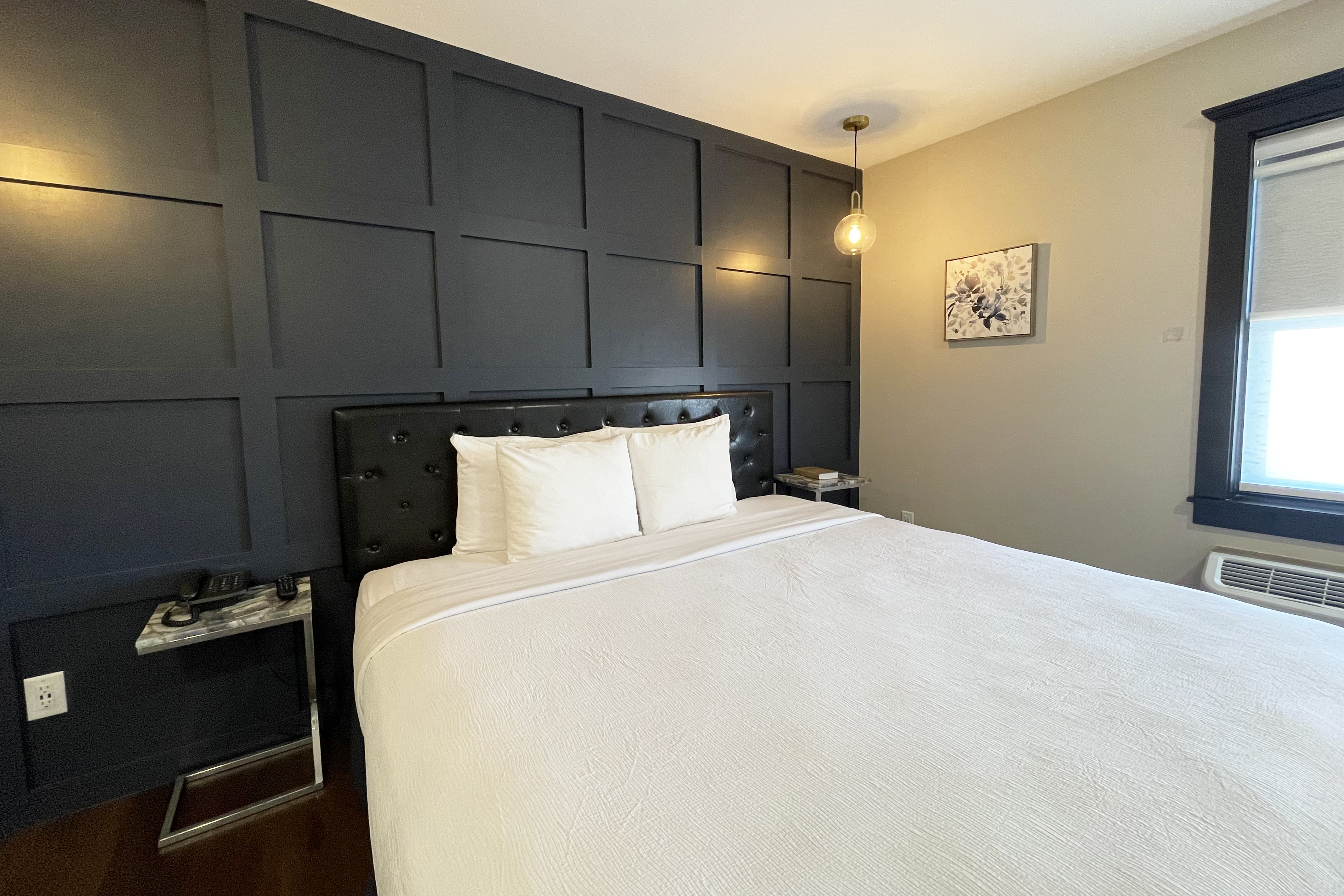 Guest room at the Chateau Hotel and Conference Center in Bloomington, Illinois
