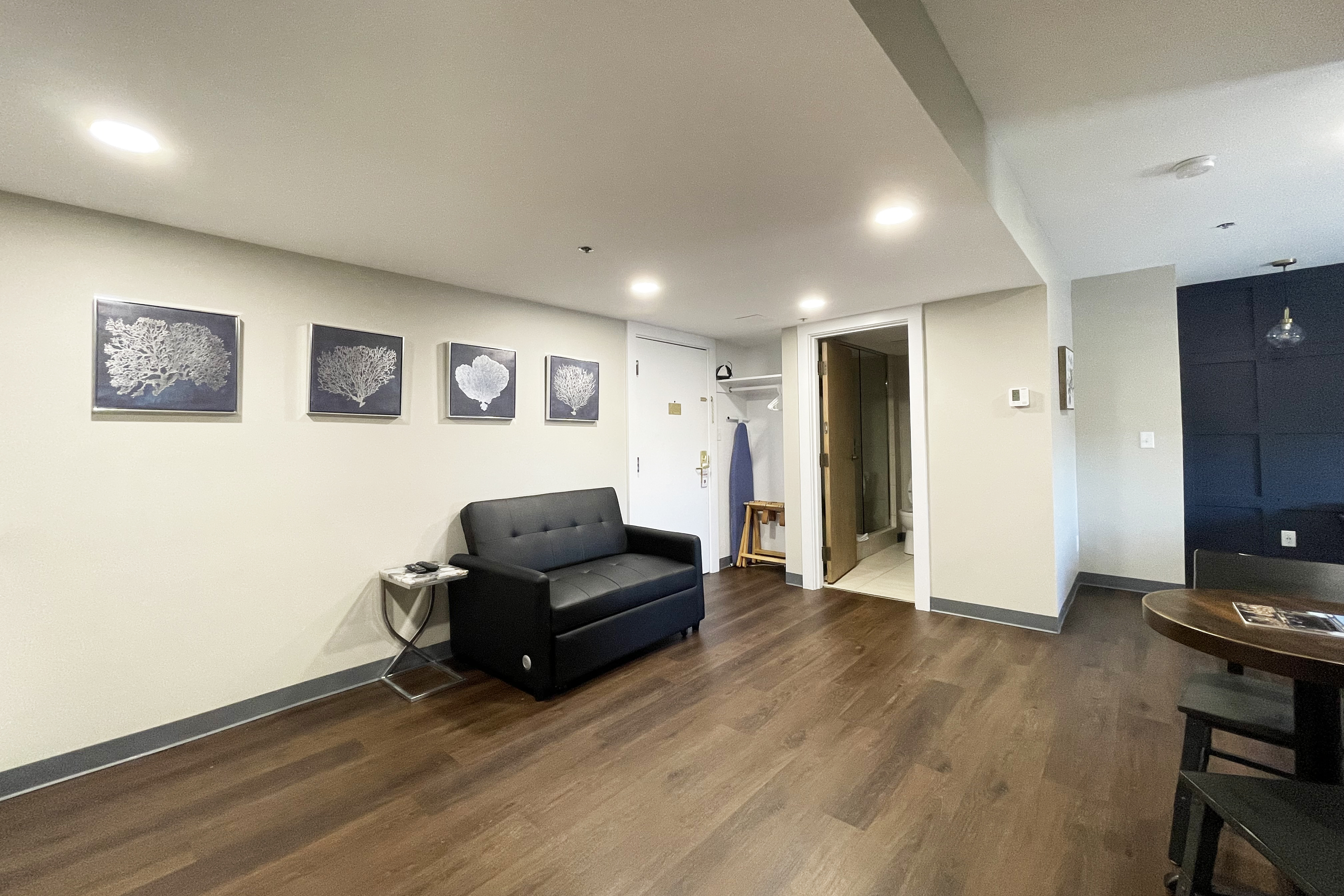 Guest room at the Chateau Hotel and Conference Center in Bloomington, Illinois