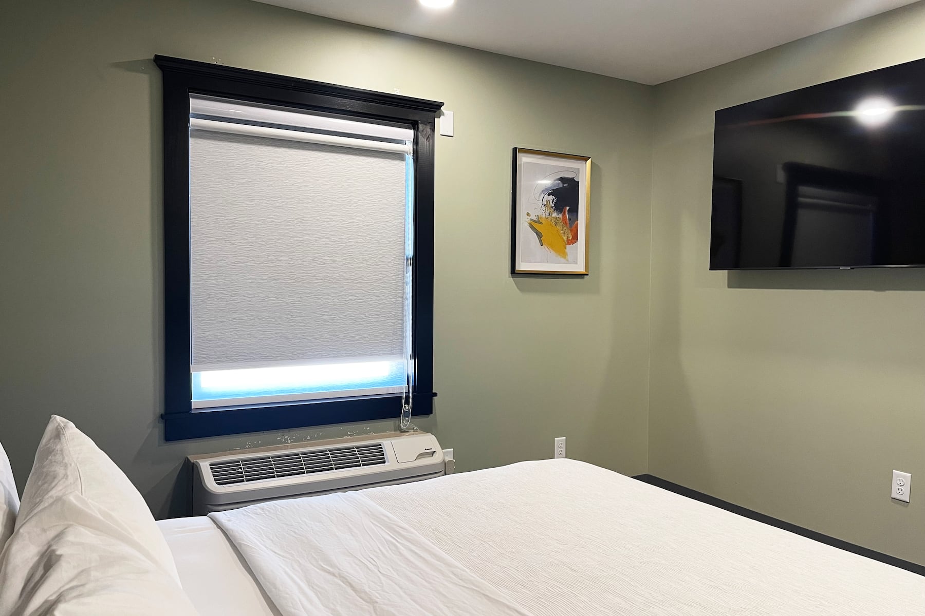 Guest room at the Chateau Hotel and Conference Center in Bloomington, Illinois