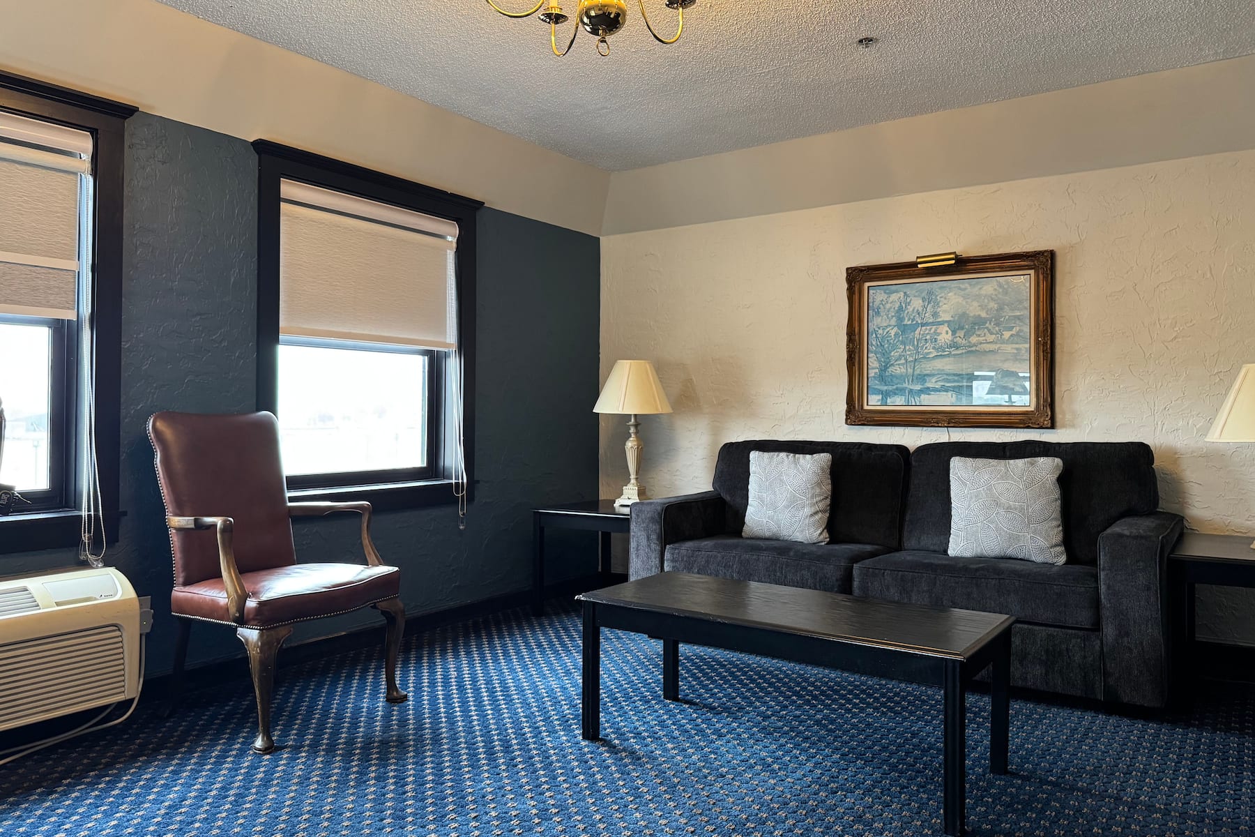 Guest room at the Chateau Hotel and Conference Center in Bloomington, Illinois