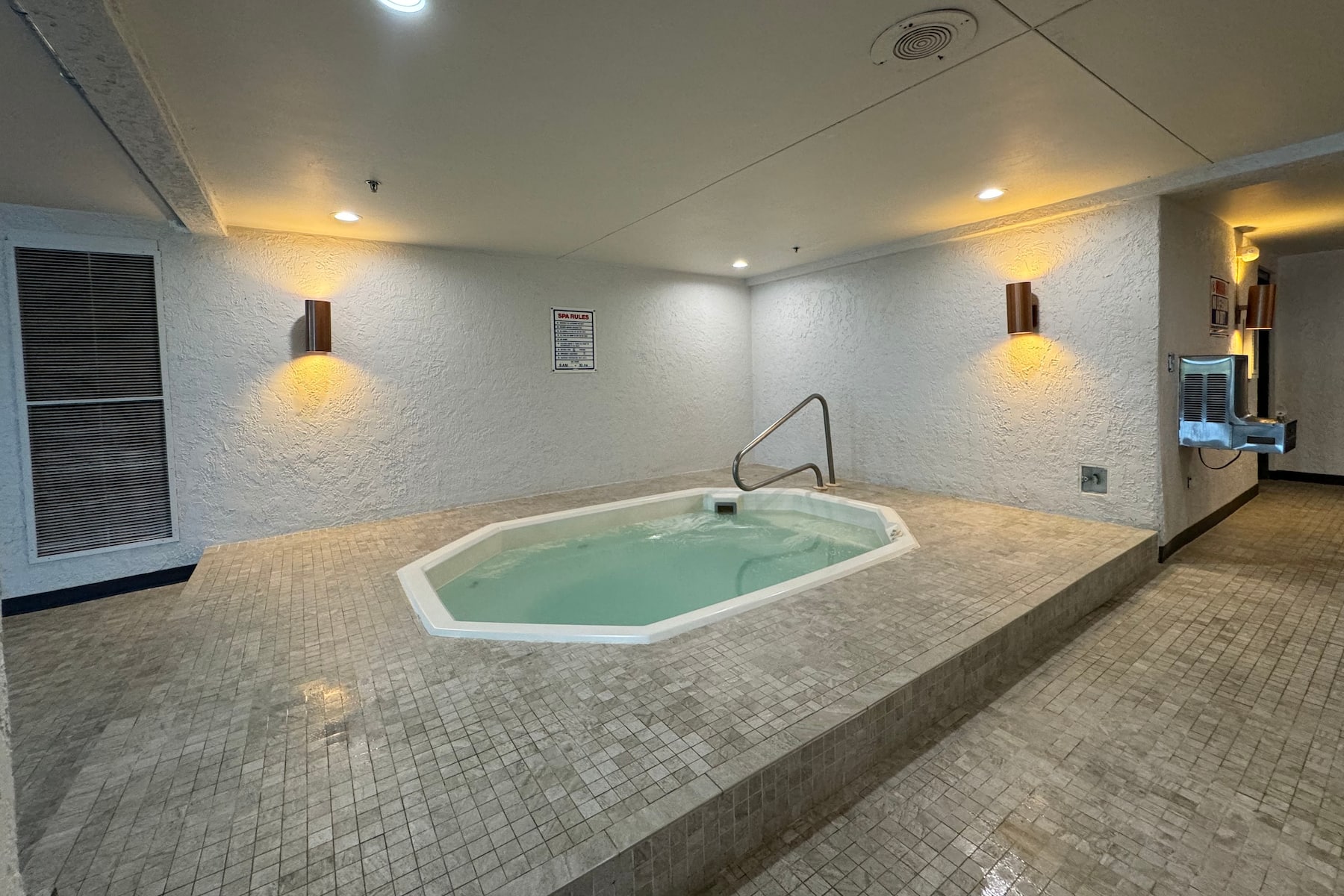 Pool at the Chateau Hotel and Conference Center in Bloomington, Illinois