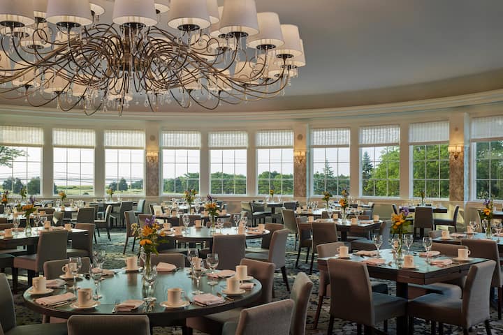 Seaview Hotel, a Dolce by Wyndham restaurant in Galloway, New Jersey