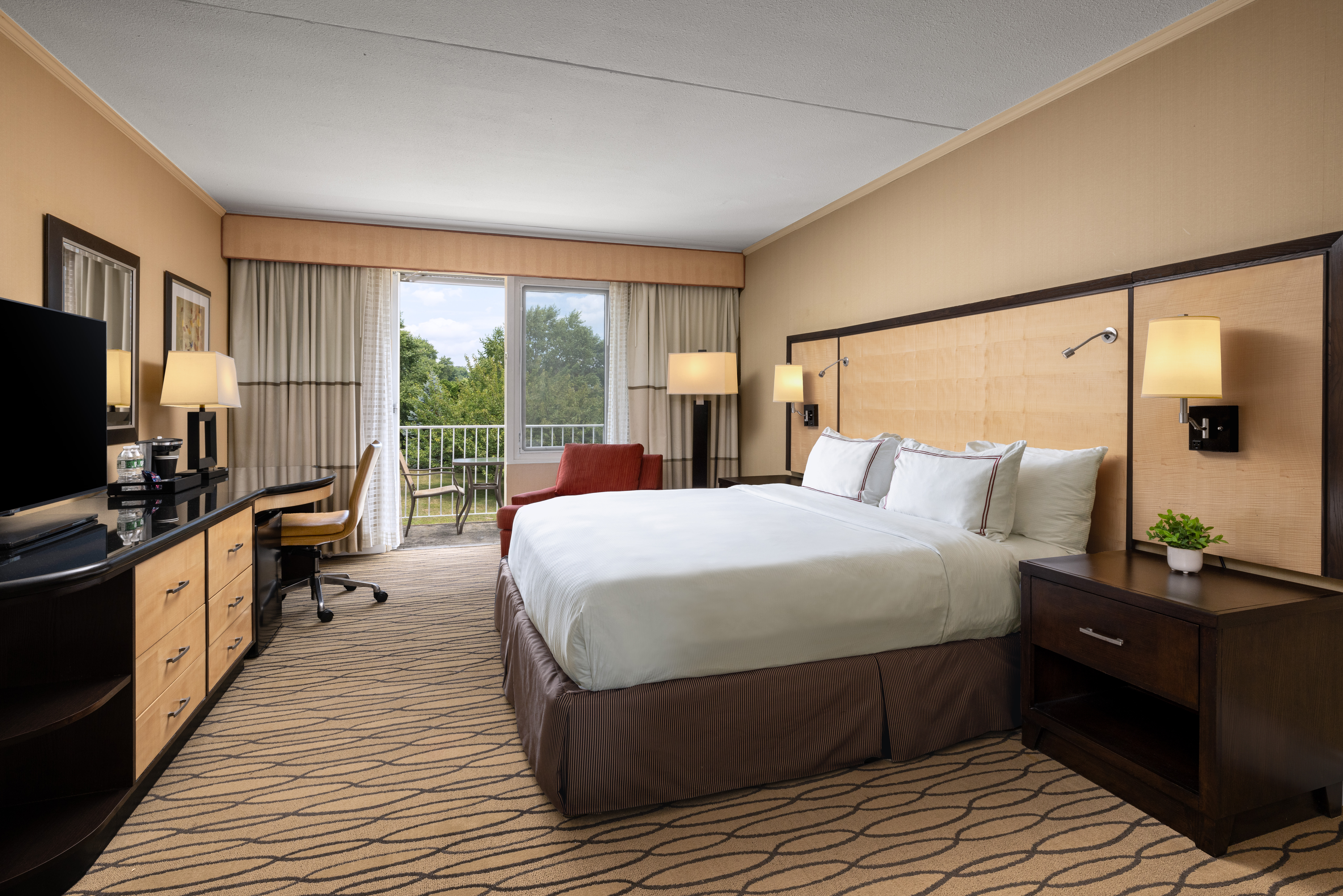 Guest room at the Sleepy Hollow Hotel, a Dolce by Wyndham in Tarrytown, New York