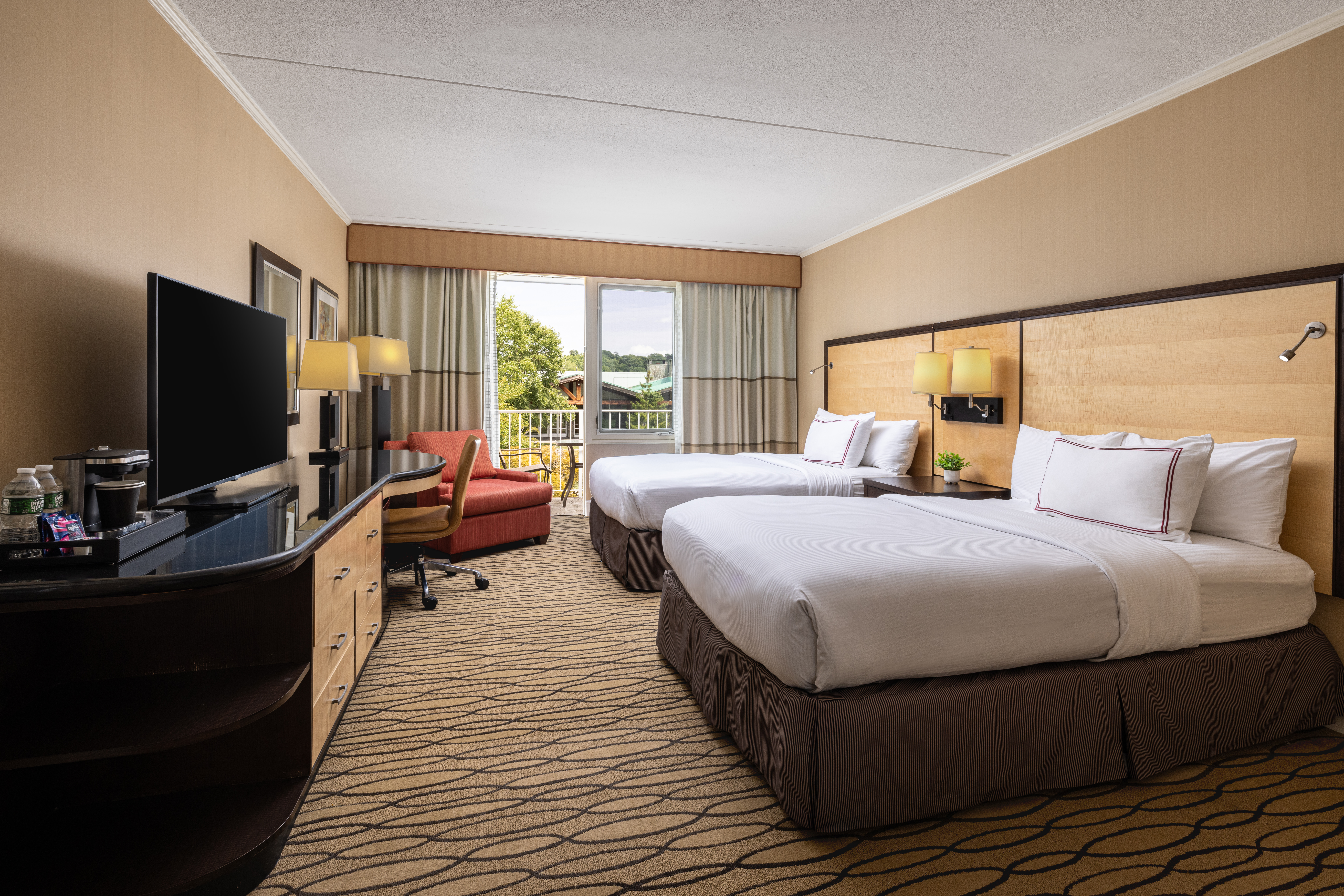 Guest room at the Sleepy Hollow Hotel, a Dolce by Wyndham in Tarrytown, New York