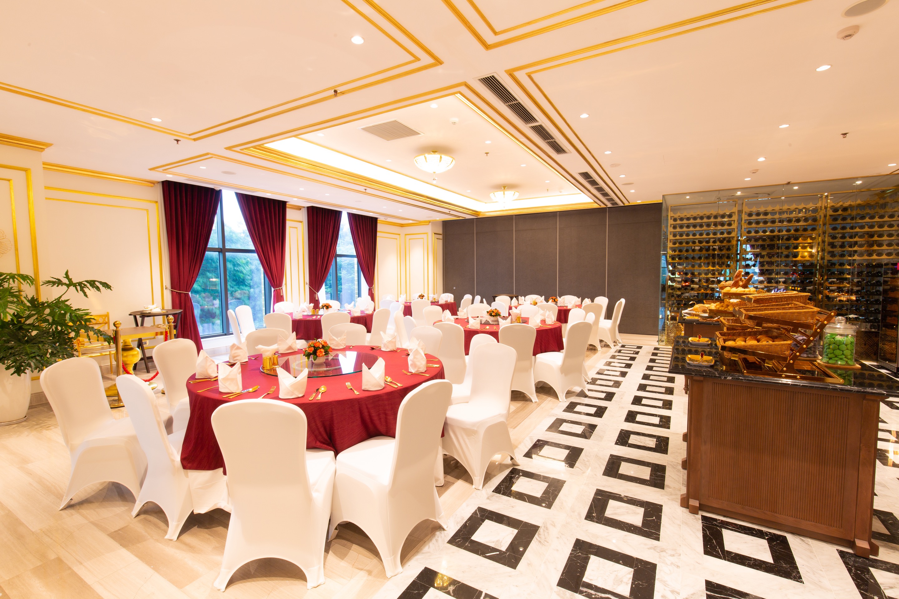 Dolce by Wyndham Hanoi Golden Lake restaurant in Hanoi, Other than US/Canada