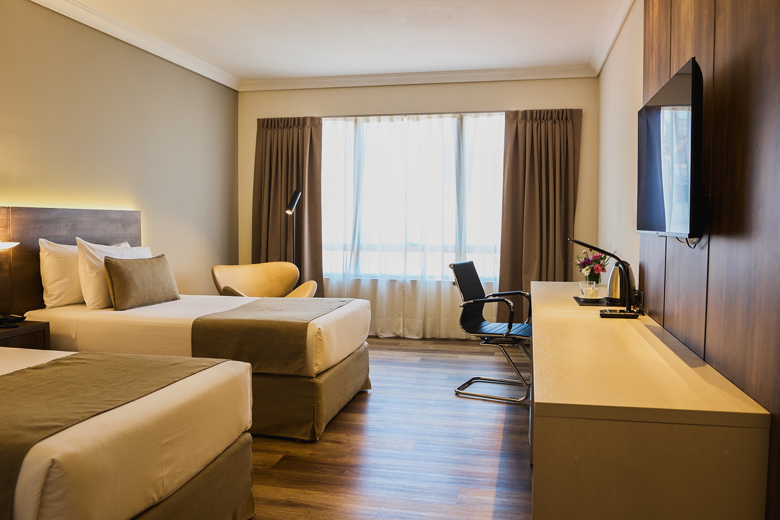 Guest room at the Dazzler by Wyndham Buenos Aires San Martin in Buenos Aires, Other than US/Canada