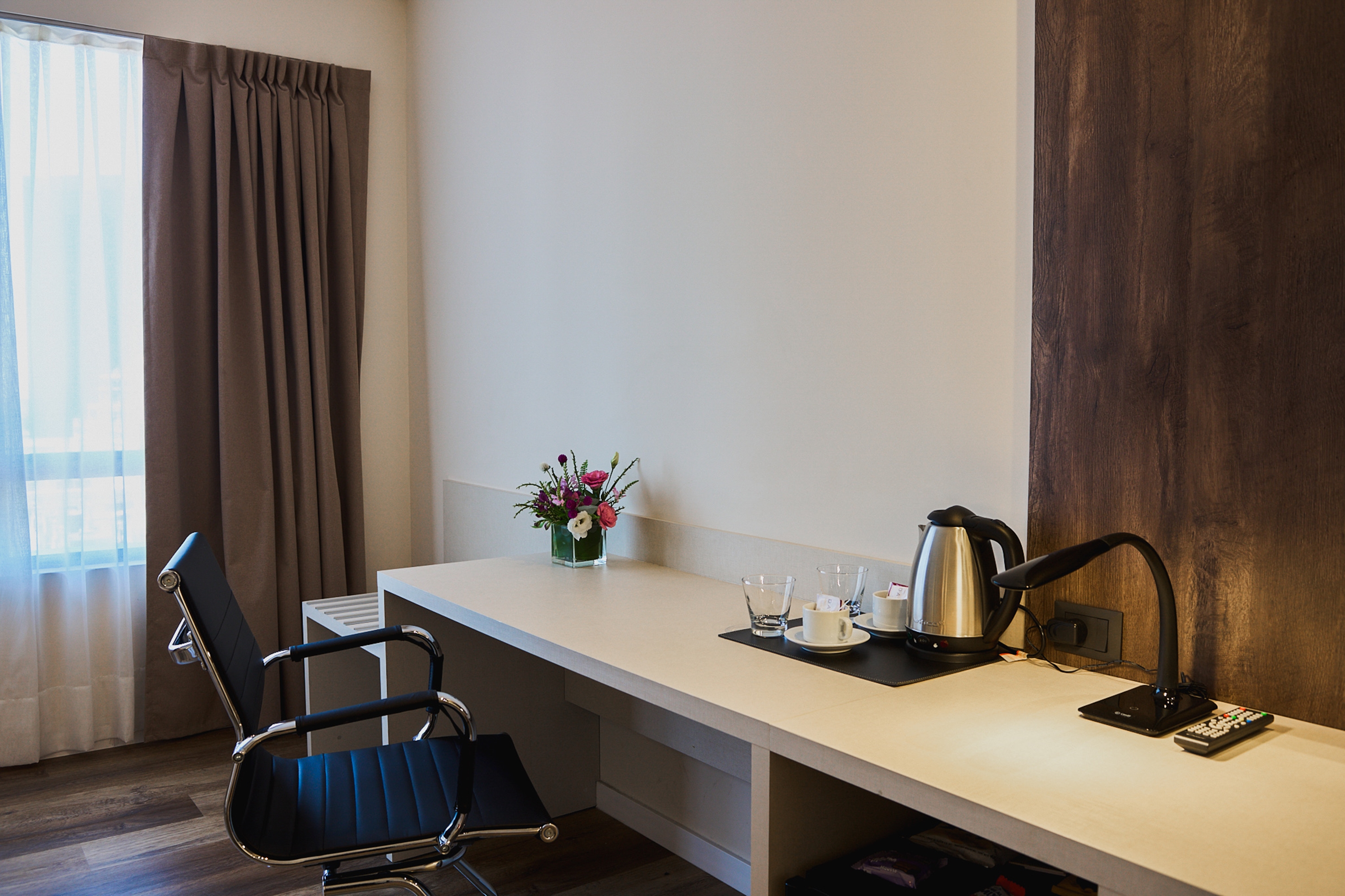 Guest room at the Dazzler by Wyndham Buenos Aires San Martin in Buenos Aires, Other than US/Canada