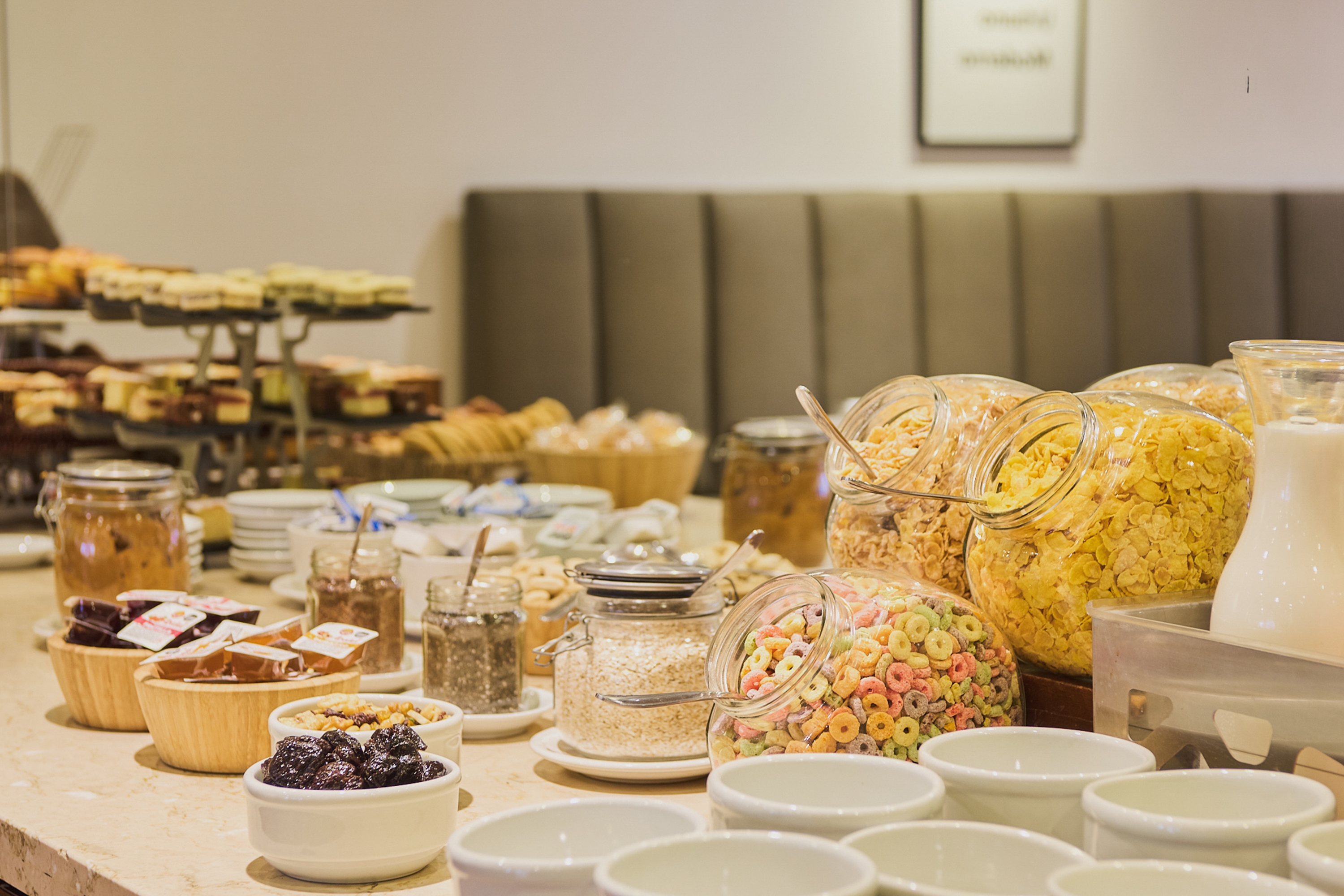 Dazzler by Wyndham Buenos Aires San Martin restaurant in Buenos Aires, Other than US/Canada