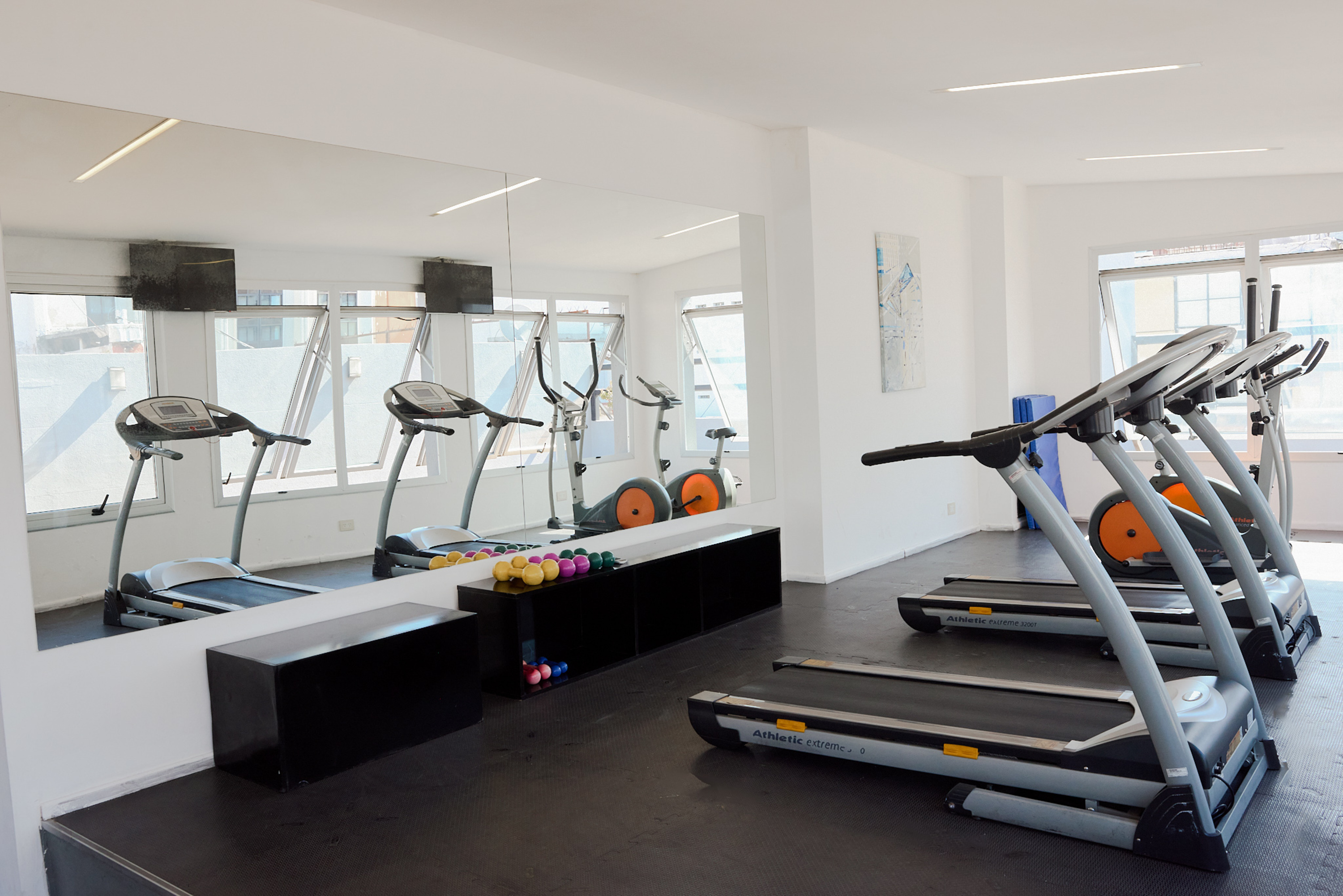 Dazzler by Wyndham Buenos Aires Maipu restaurant in Buenos Aires, Other than US/Canada