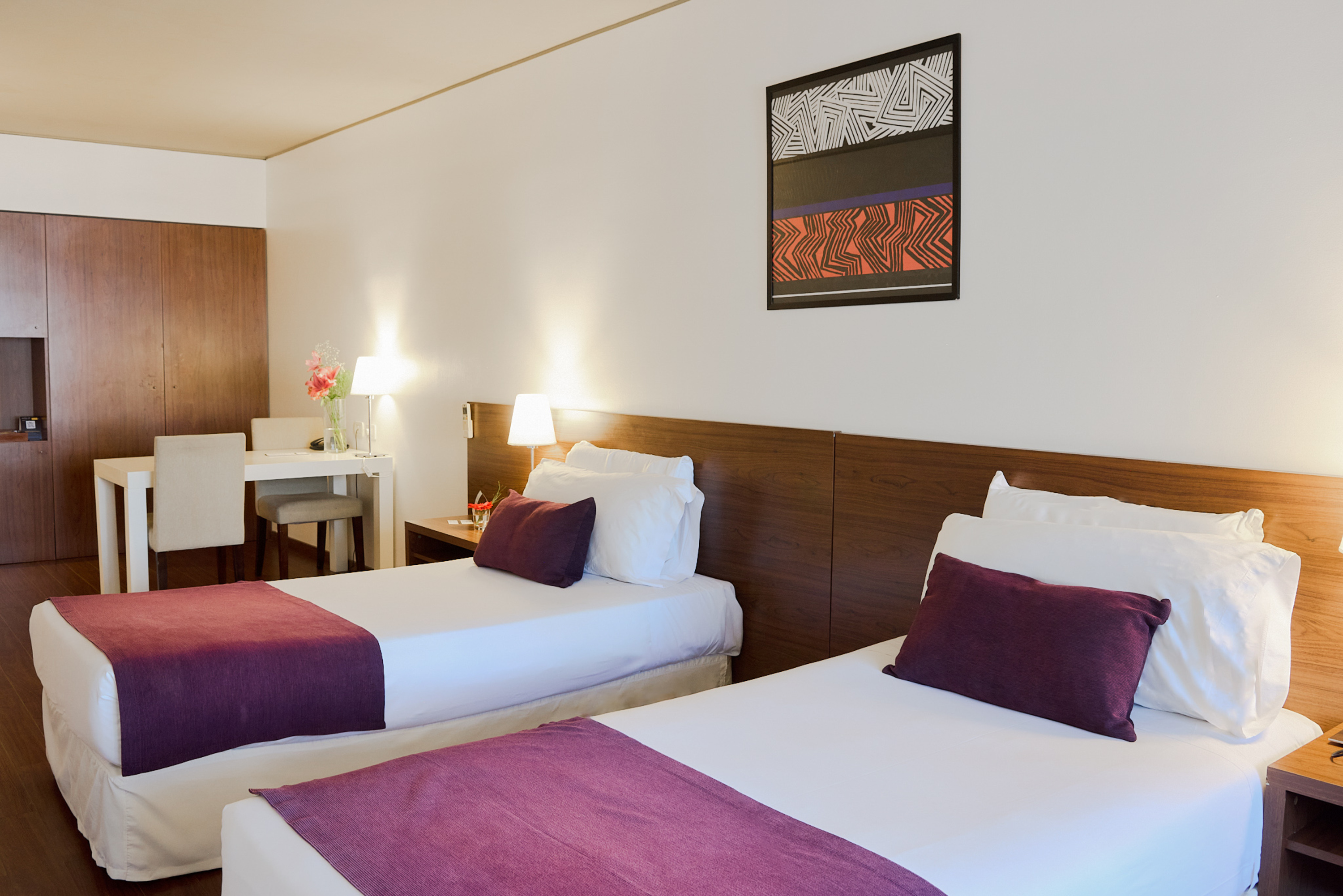 Guest room at the Dazzler by Wyndham Buenos Aires Maipu in Buenos Aires, Other than US/Canada