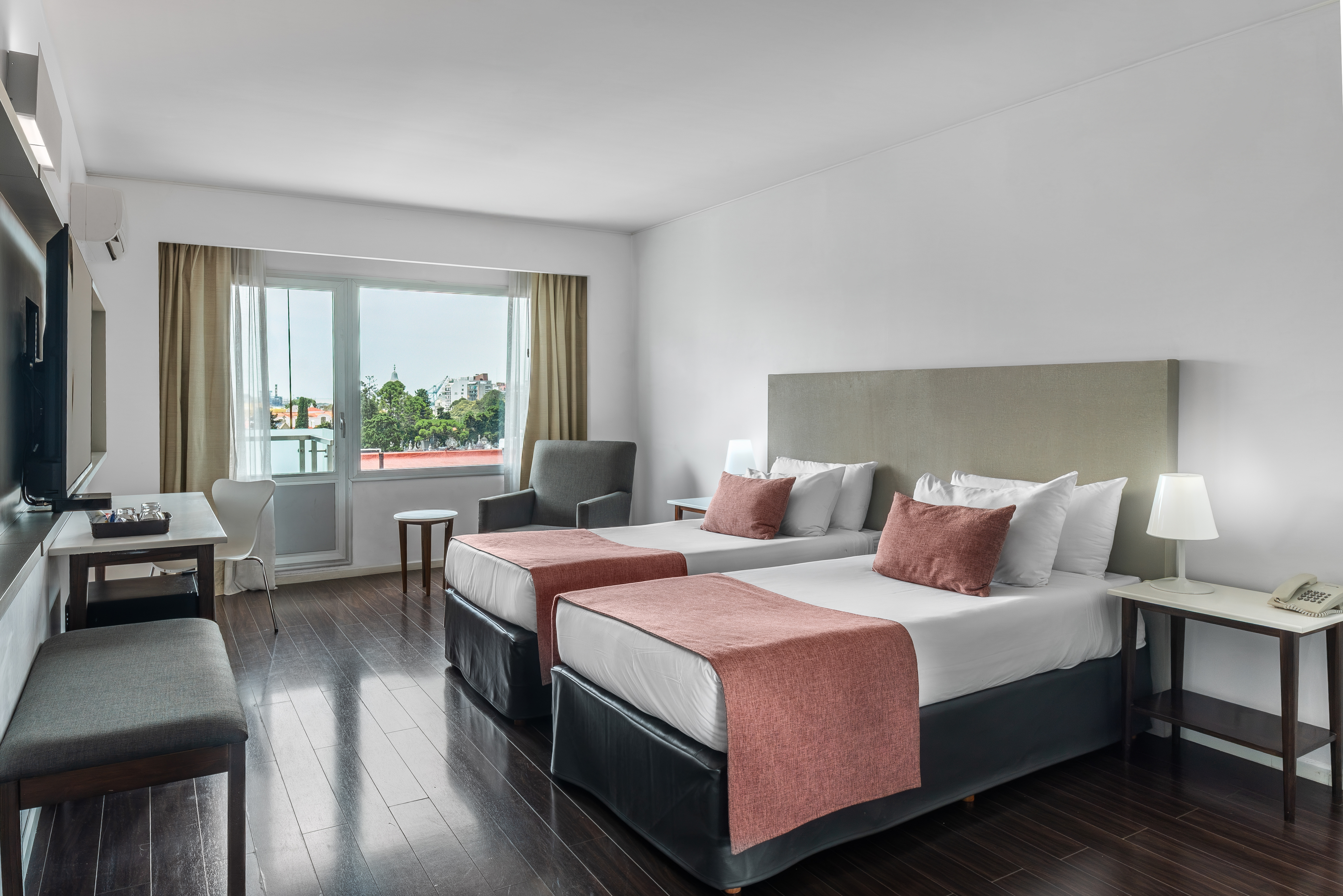 Guest room at the Dazzler by Wyndham Buenos Aires Recoleta in Buenos Aires, Other than US/Canada