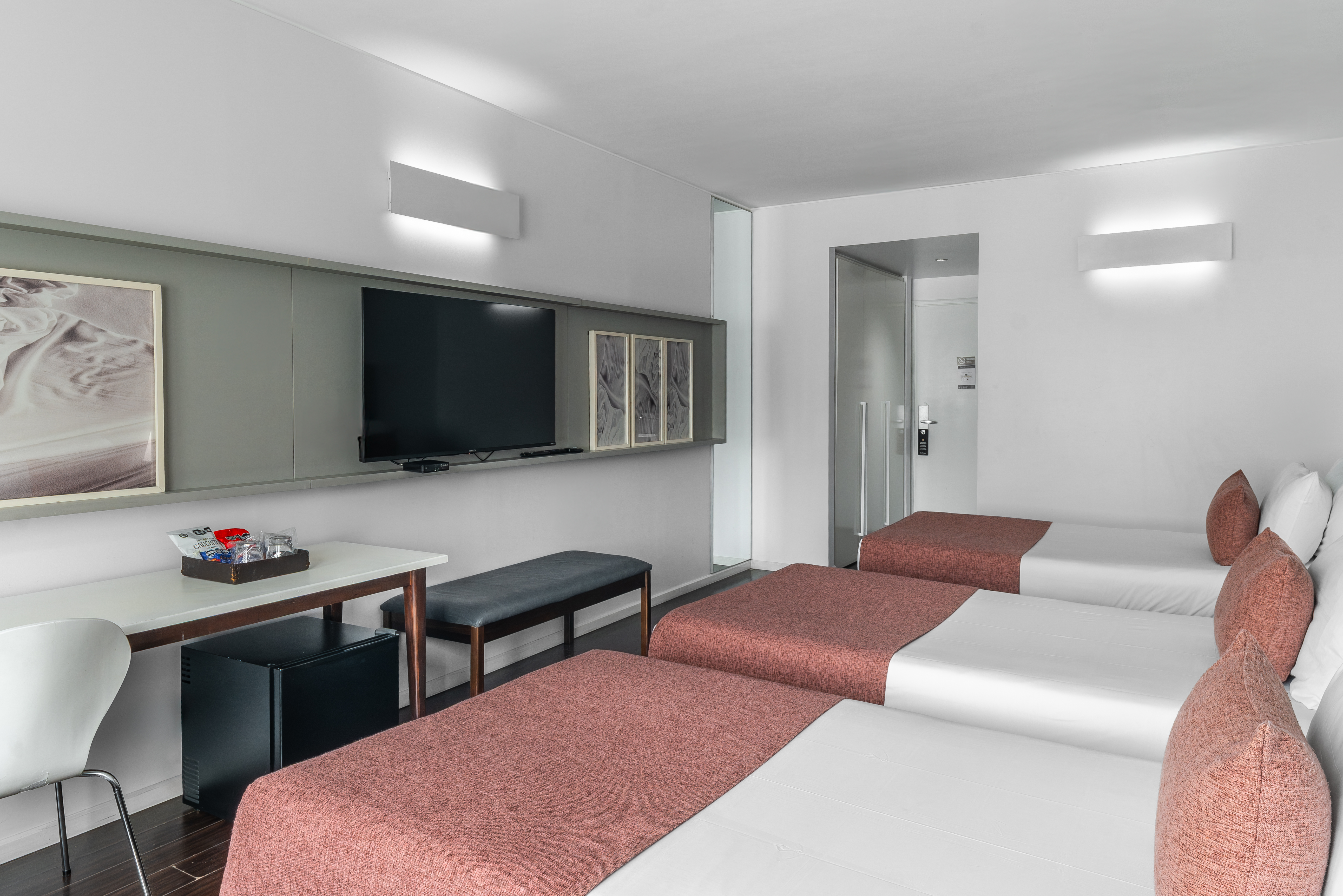 Guest room at the Dazzler by Wyndham Buenos Aires Recoleta in Buenos Aires, Other than US/Canada