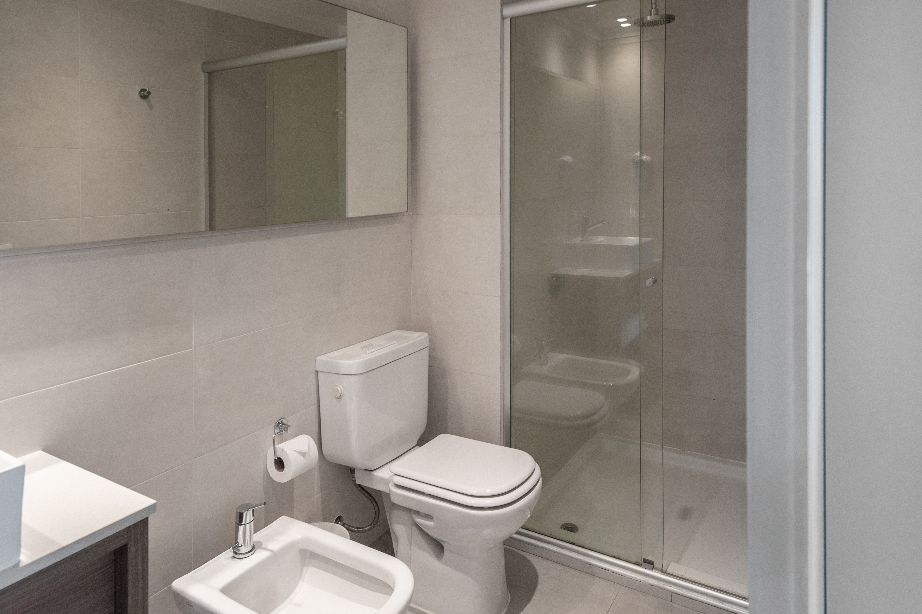 Guest room bath at the Dazzler by Wyndham Buenos Aires Polo in Buenos Aires, Other than US/Canada