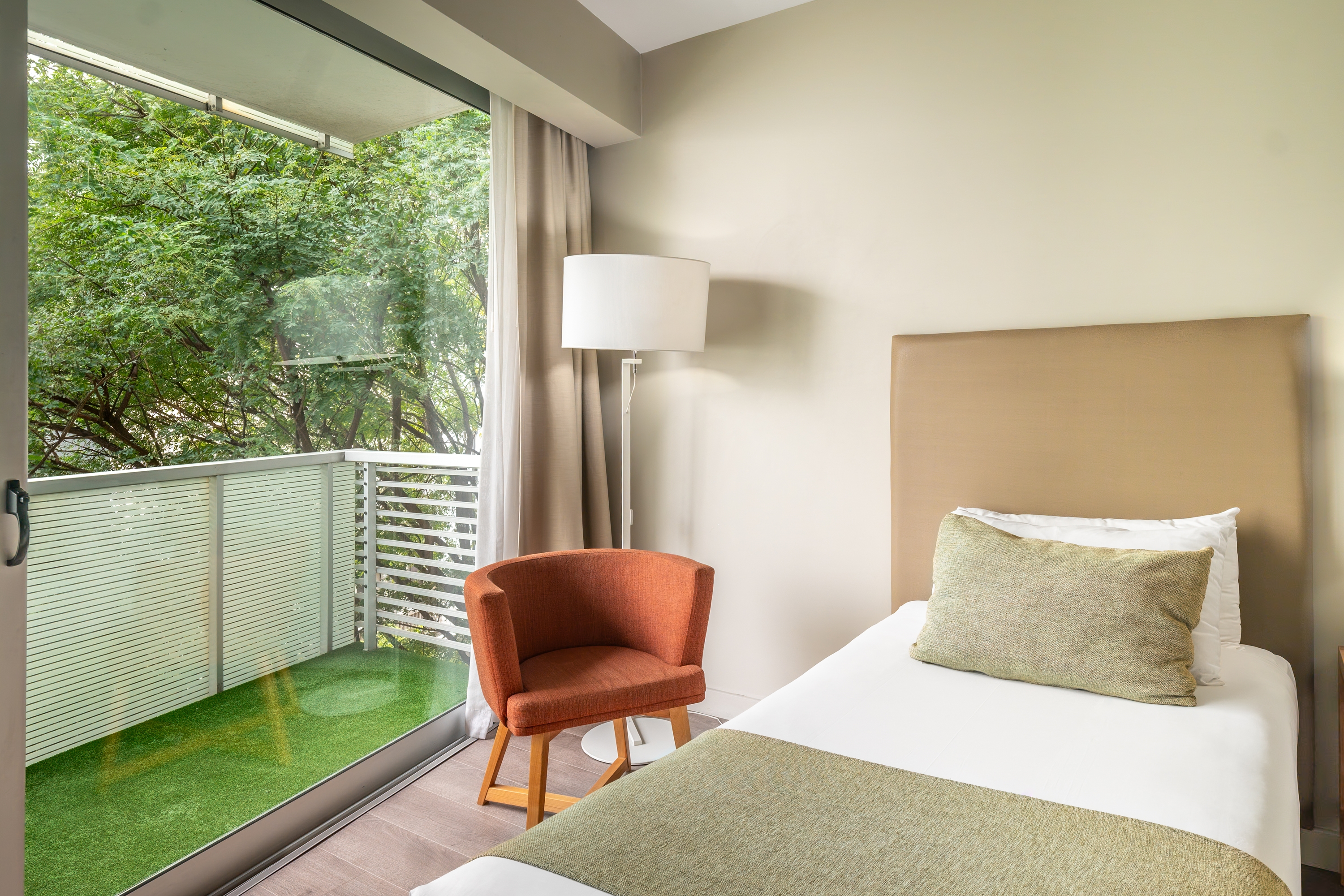 Guest room at the Dazzler by Wyndham Buenos Aires Polo in Buenos Aires, Other than US/Canada