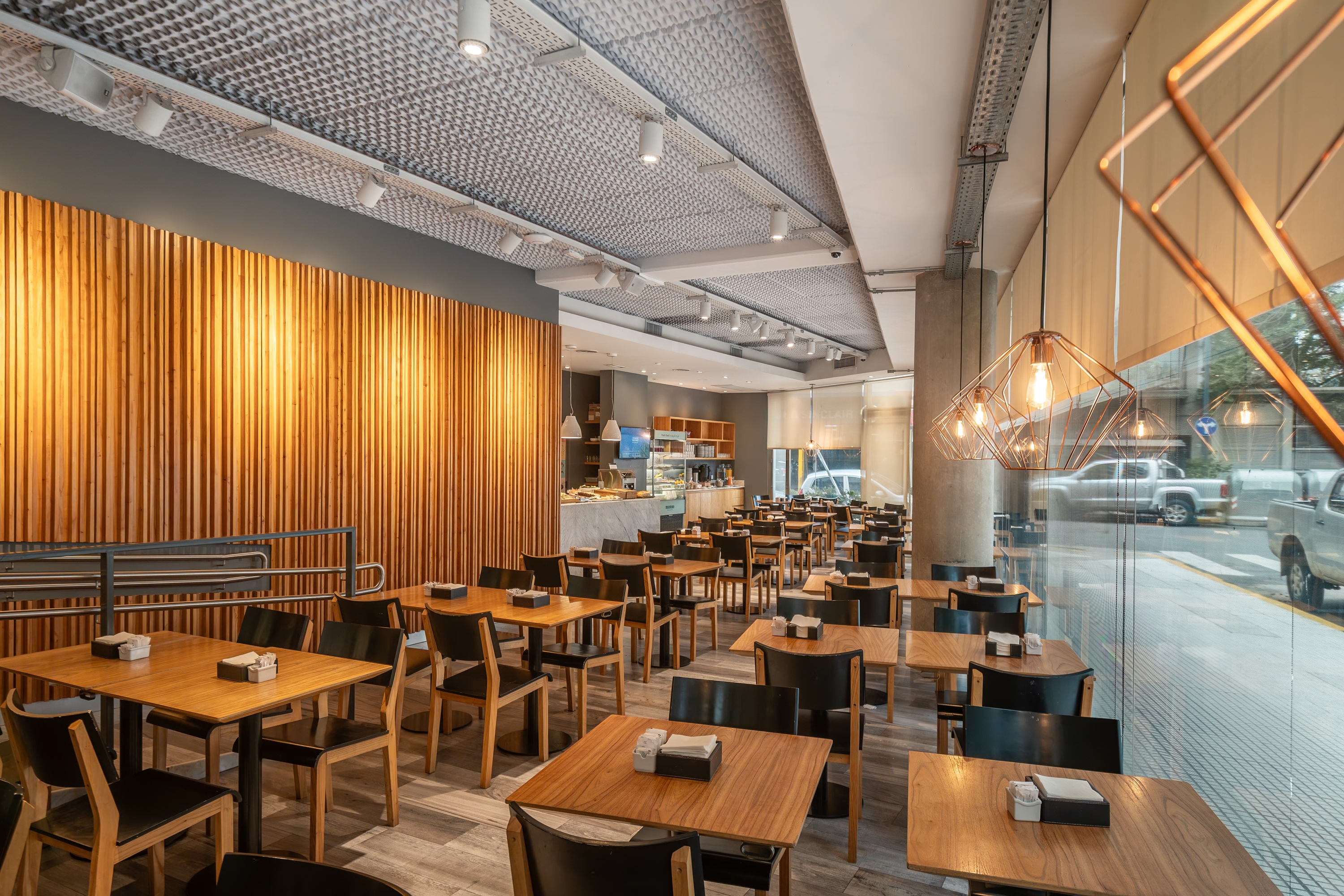 Dazzler by Wyndham Buenos Aires Polo restaurant in Buenos Aires, Other than US/Canada