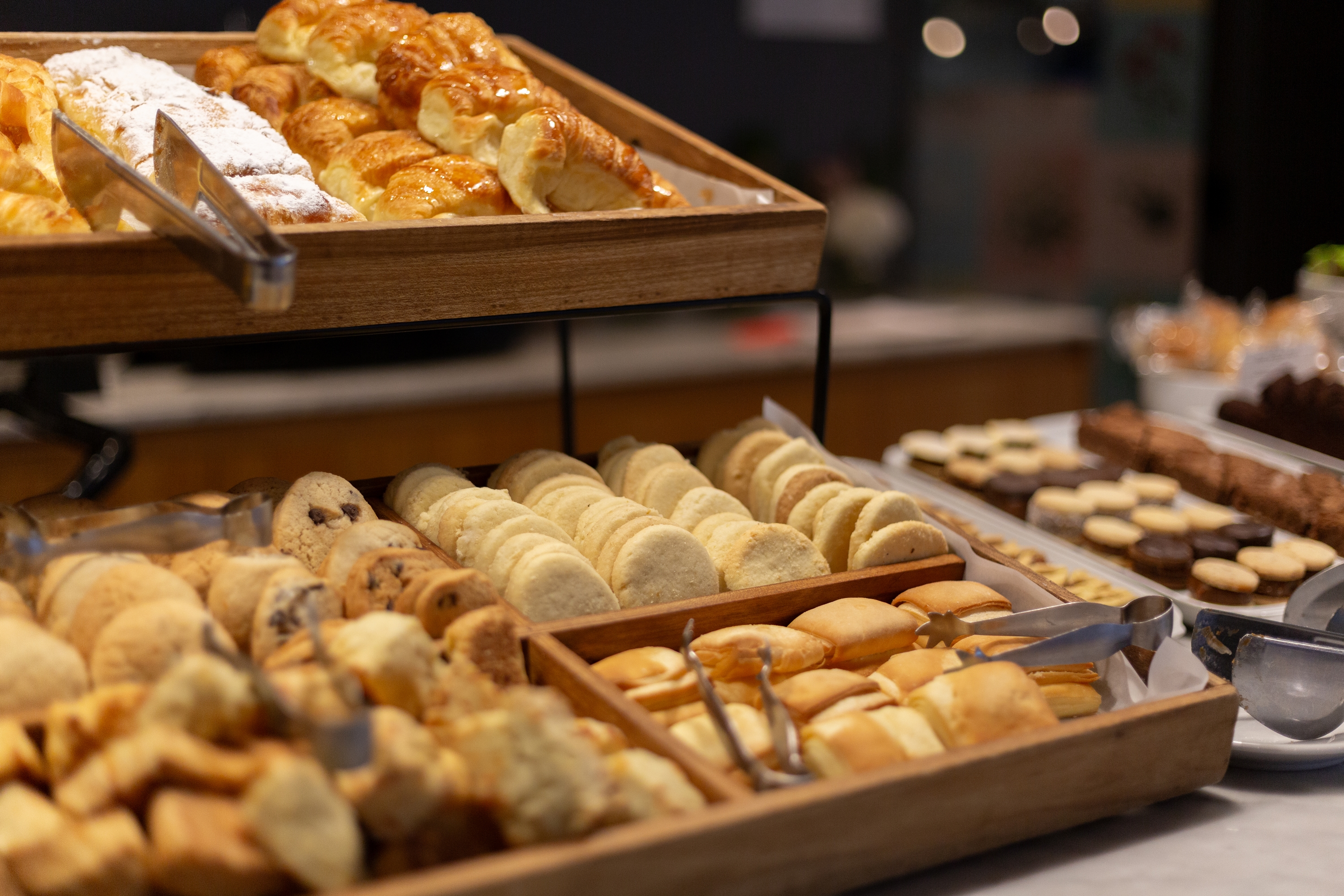 Dazzler by Wyndham Buenos Aires Polo restaurant in Buenos Aires, Other than US/Canada