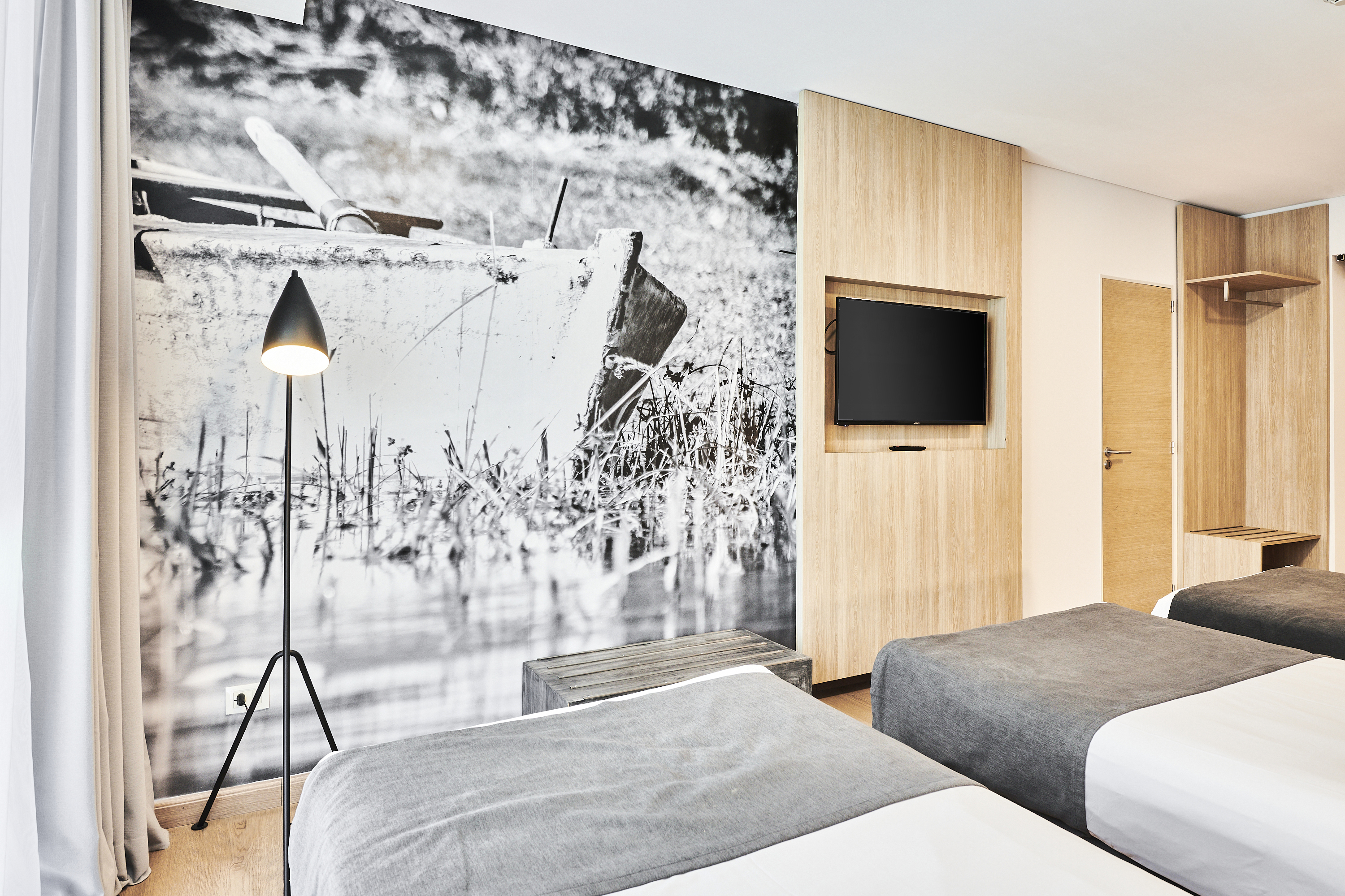 Guest room at the Dazzler by Wyndham Rosario in Rosario, Other than US/Canada