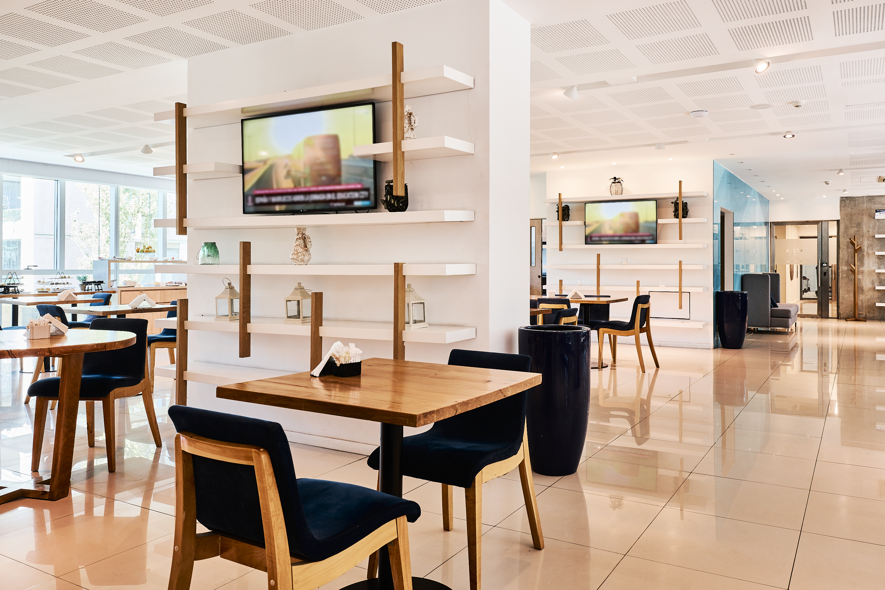 Dazzler by Wyndham Rosario restaurant in Rosario, Other than US/Canada