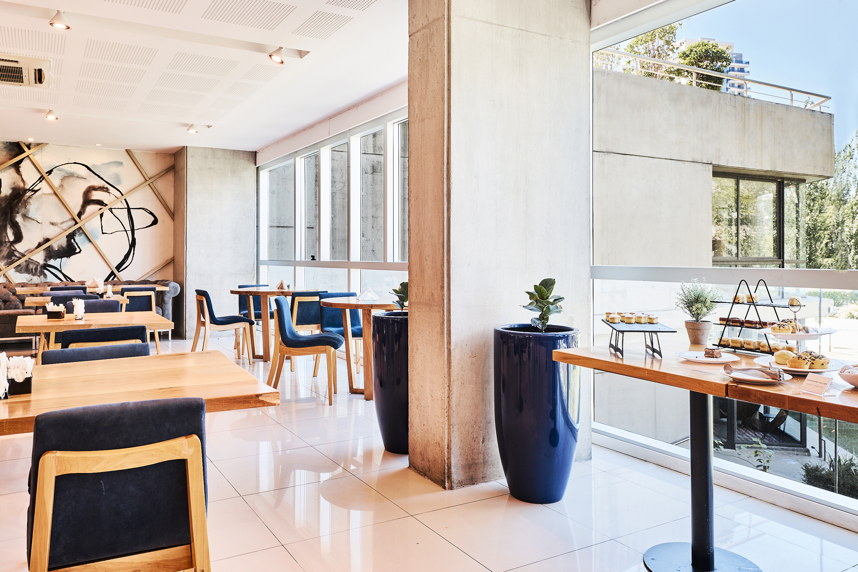 Dazzler by Wyndham Rosario restaurant in Rosario, Other than US/Canada