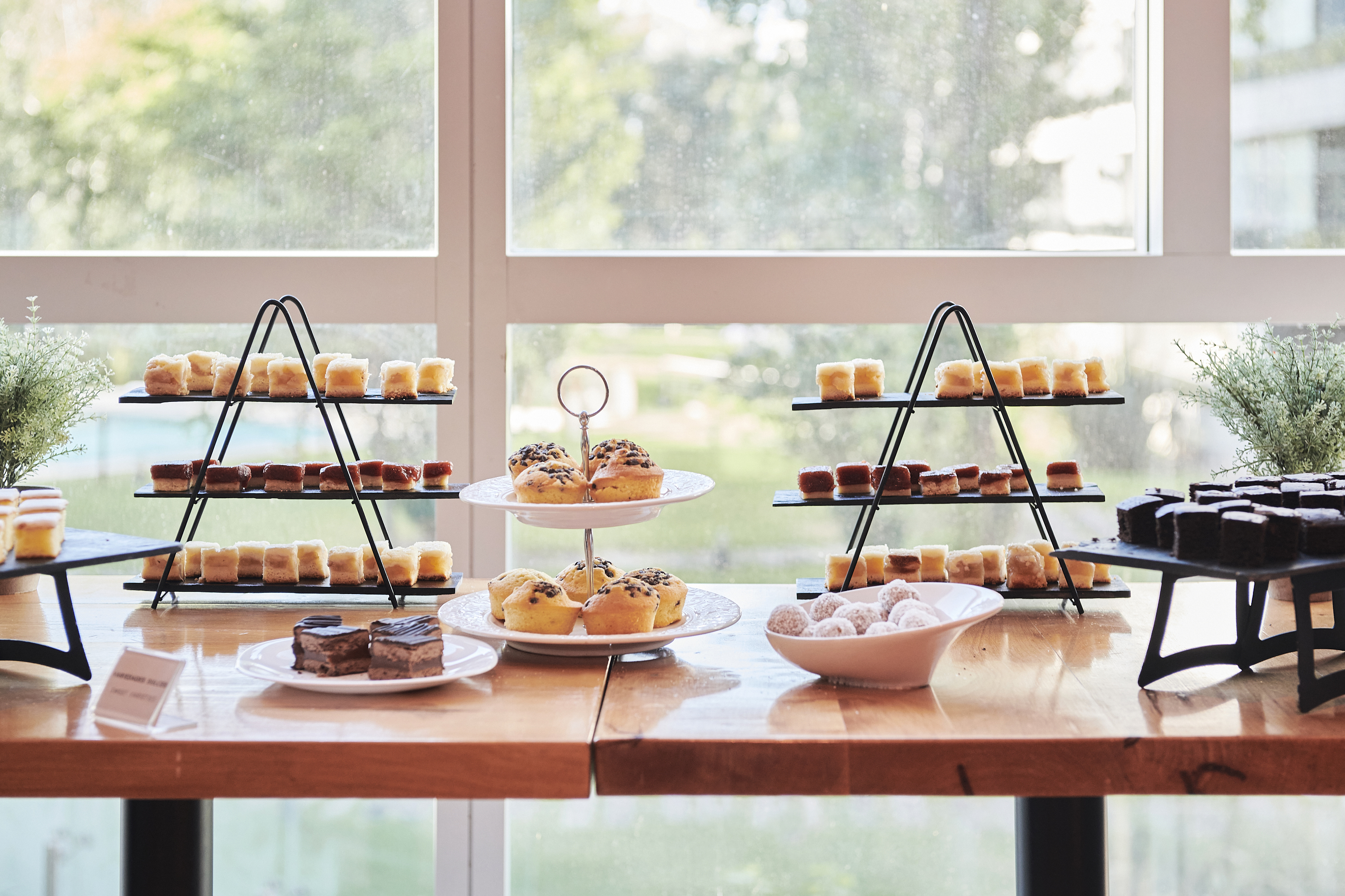 Dazzler by Wyndham Rosario restaurant in Rosario, Other than US/Canada