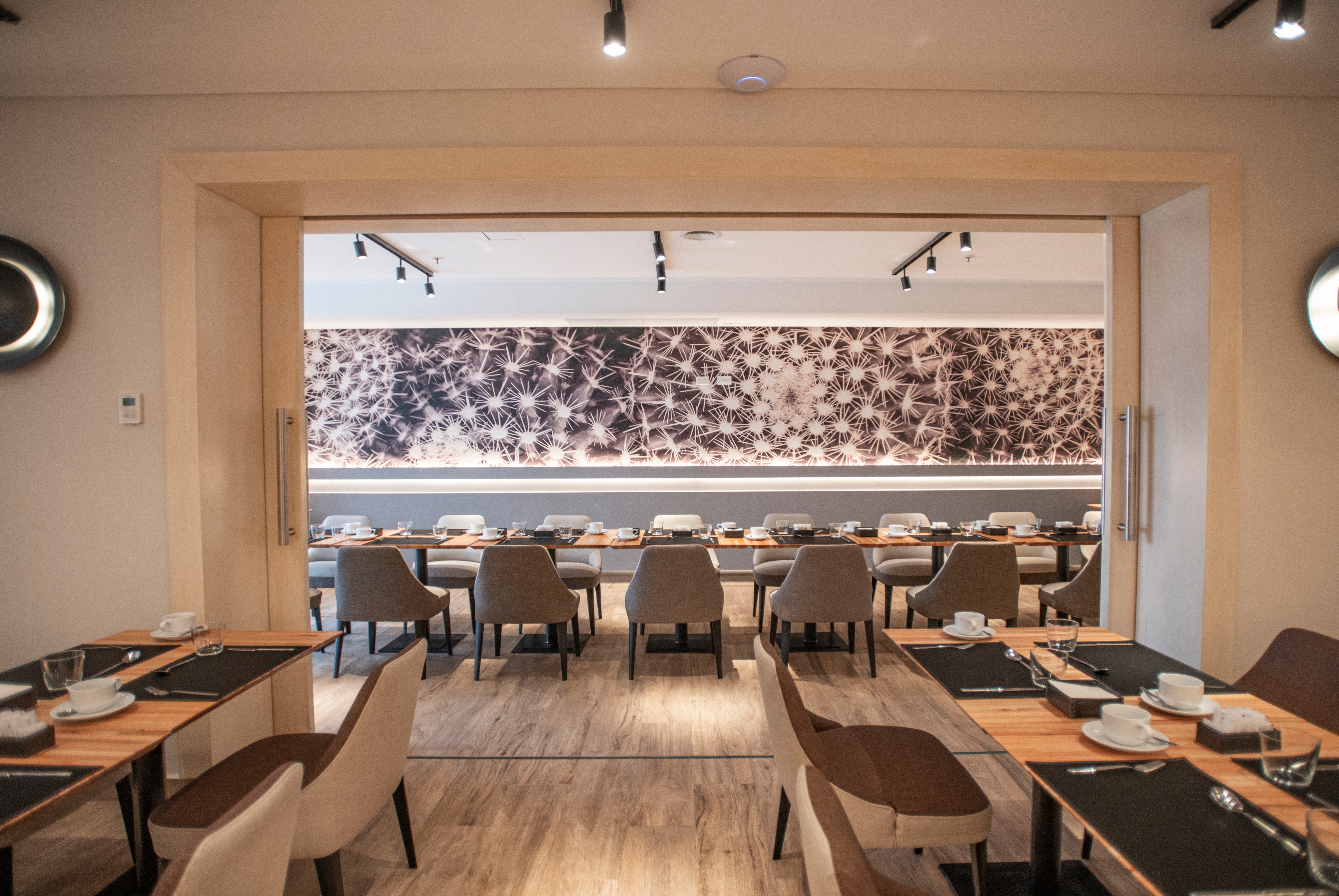 Dazzler by Wyndham Salta restaurant in Salta, Other than US/Canada