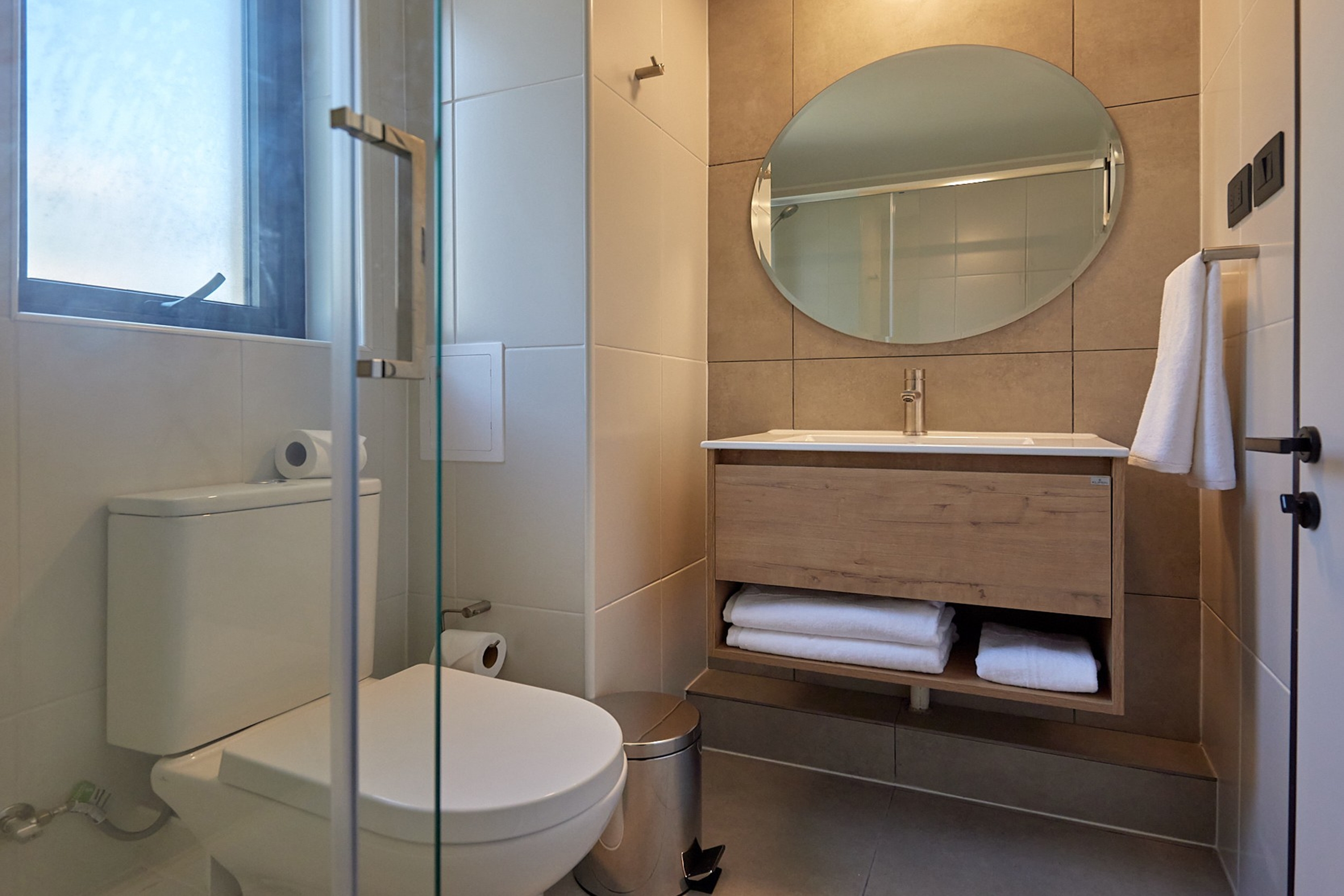 Guest room bath at the Dazzler Residences by Wyndham Santiago Las Condes in Santiago, Other than US/Canada