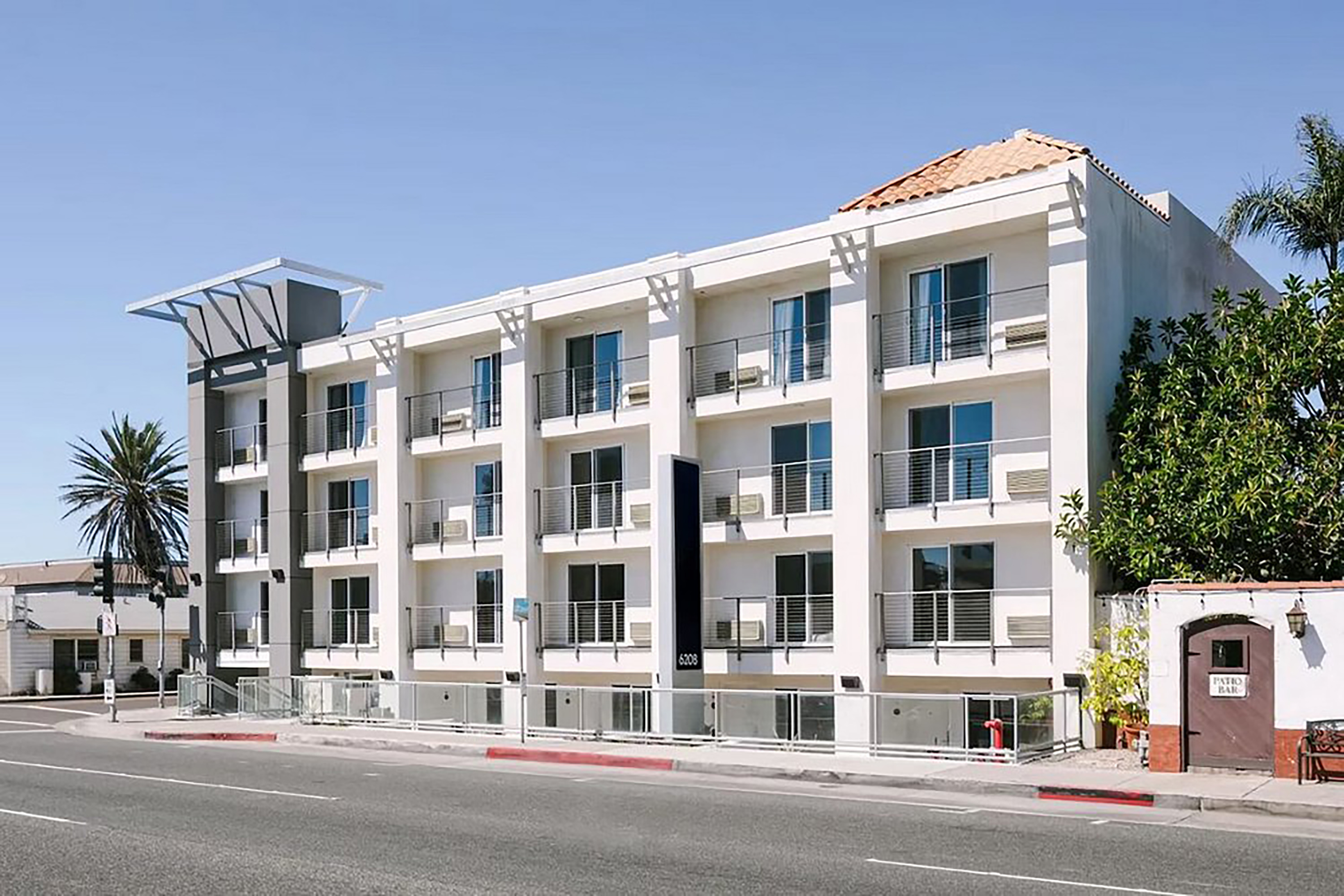 Exterior of Hotel Solarena Newport Beach, a Dazzler Select by Wyndham hotel in Newport Beach, California