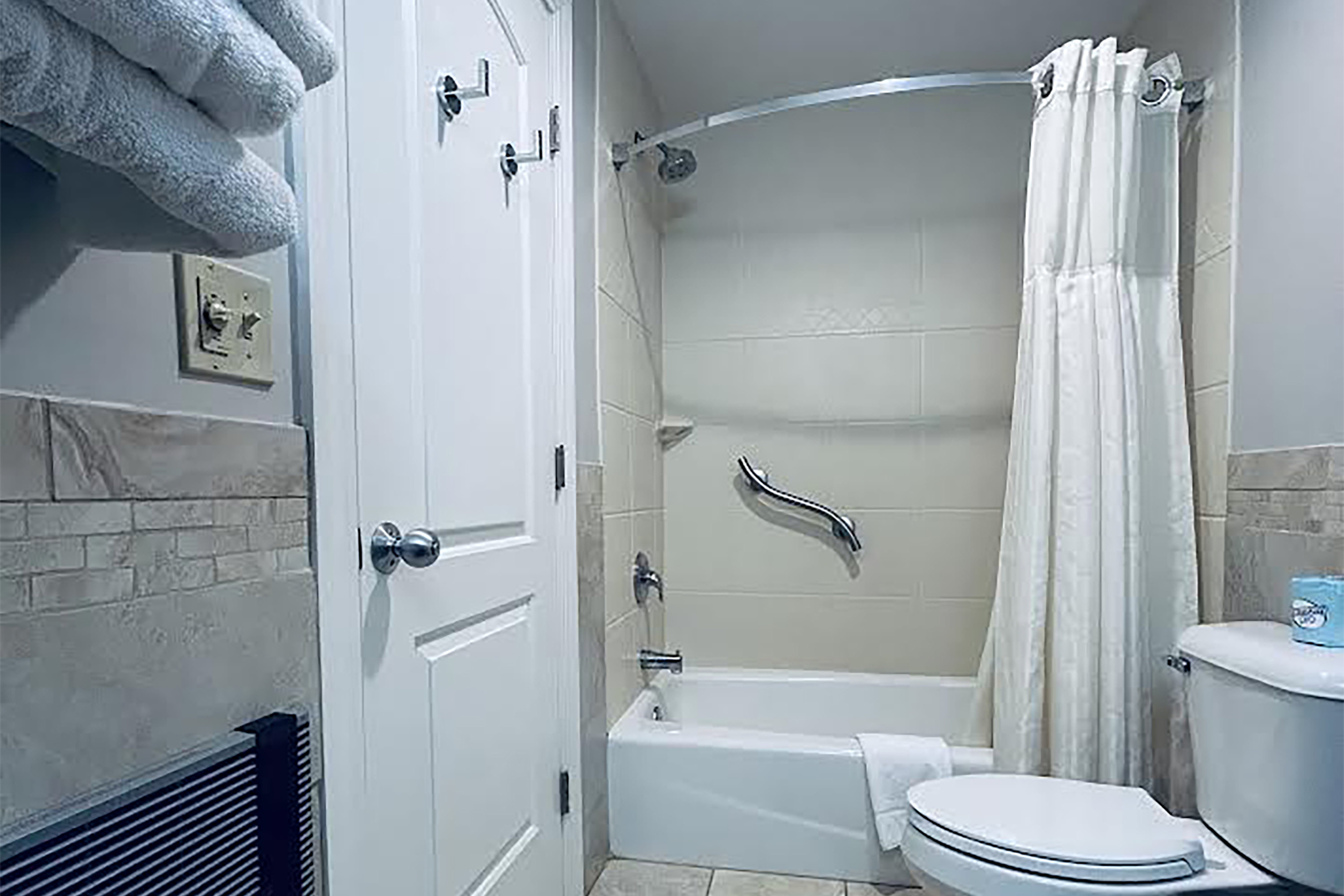 Guest room bath at the Golden Gables Inn, Dazzler Select by Wyndham in North Conway, New Hampshire