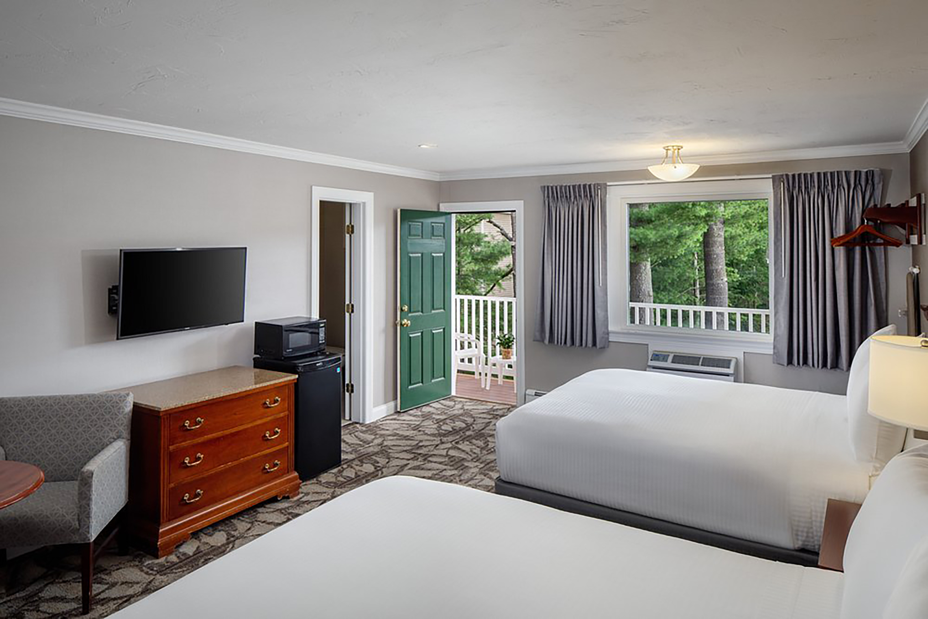 Guest room at the Golden Gables Inn, Dazzler Select by Wyndham in North Conway, New Hampshire