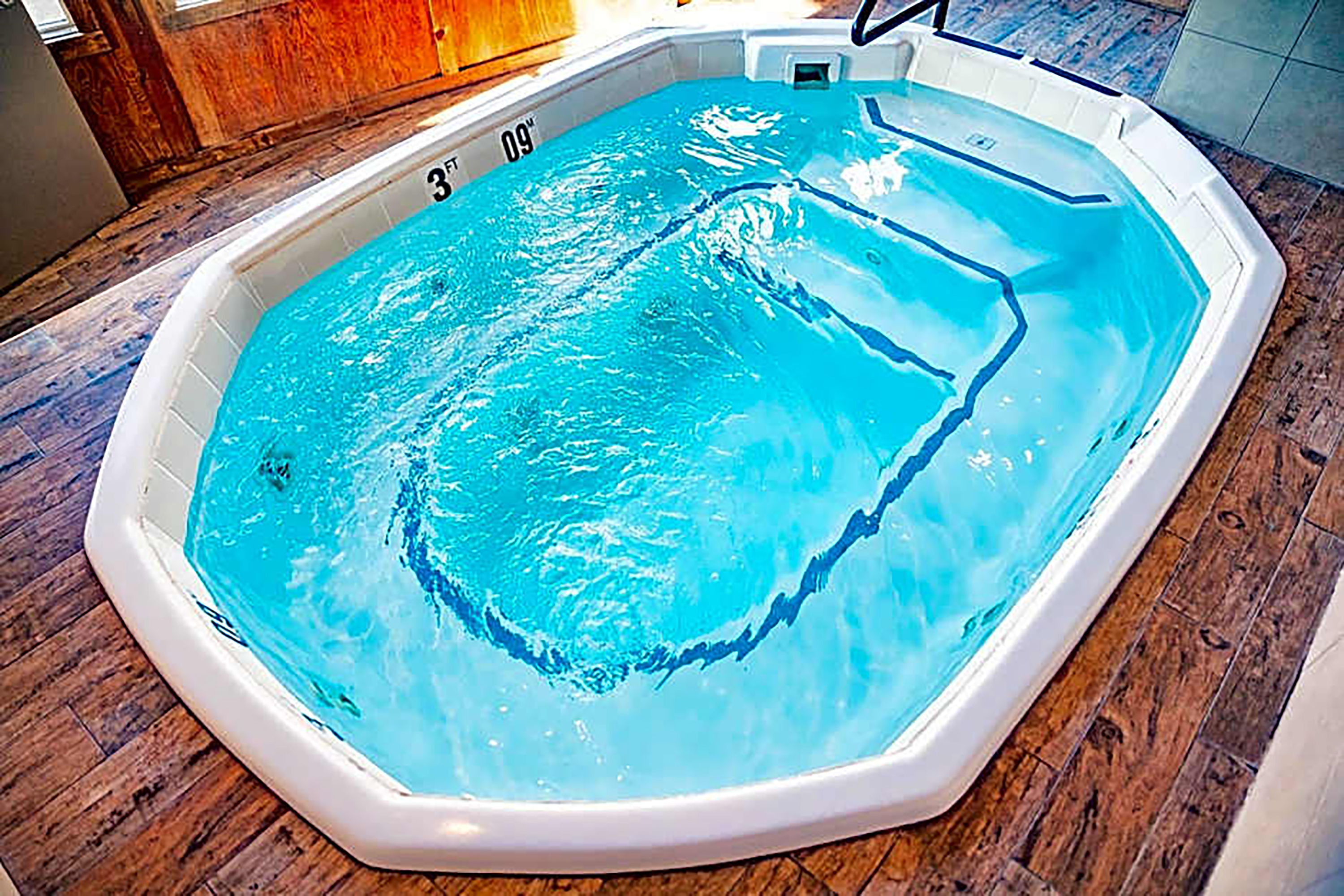 Hot tub at the Red Stone Inn, a Dazzler Select by Wyndham in Moab, Utah