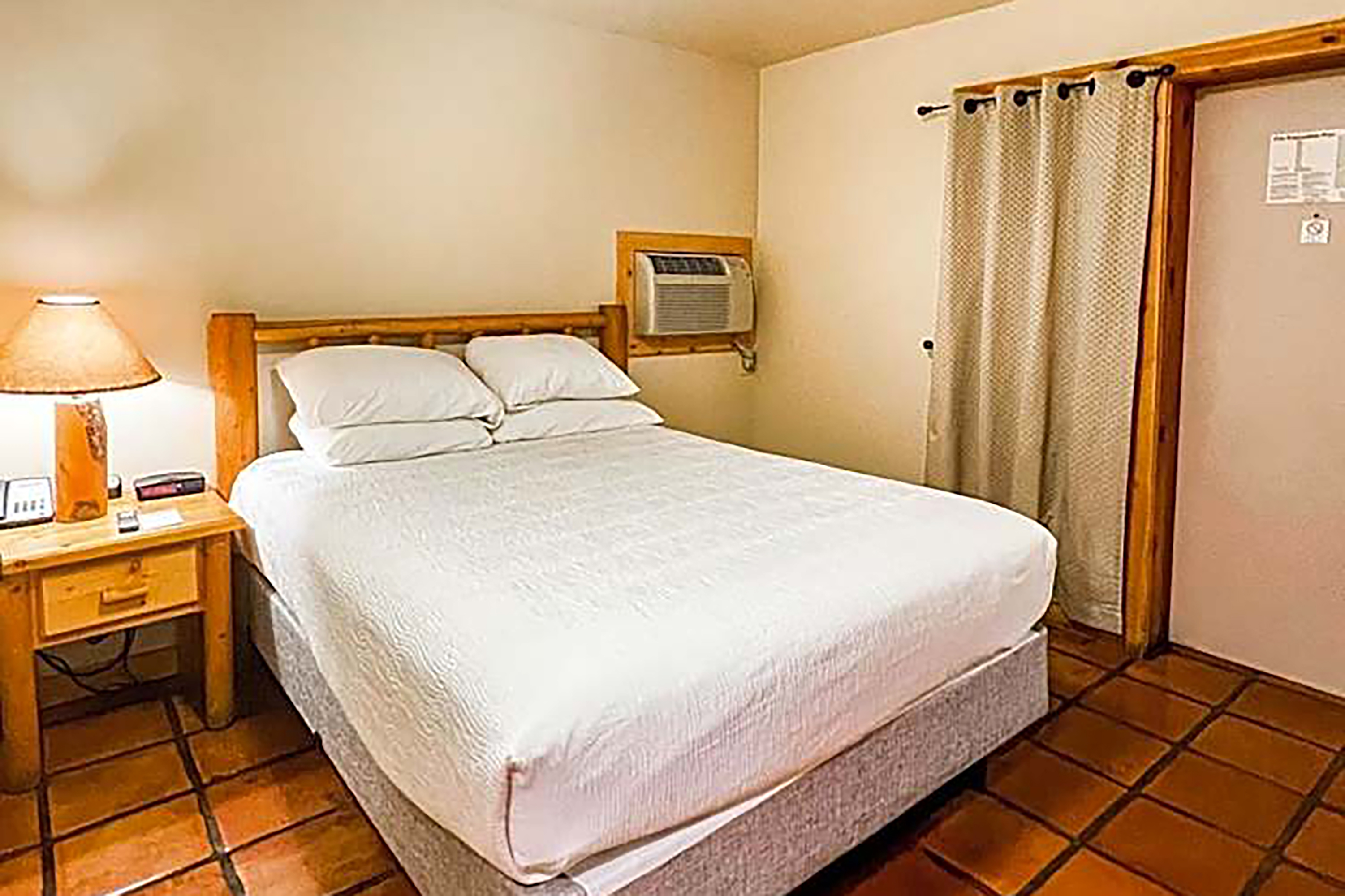 Guest room at the Big Horn Lodge, a Dazzler Select by Wyndham in Moab, Utah