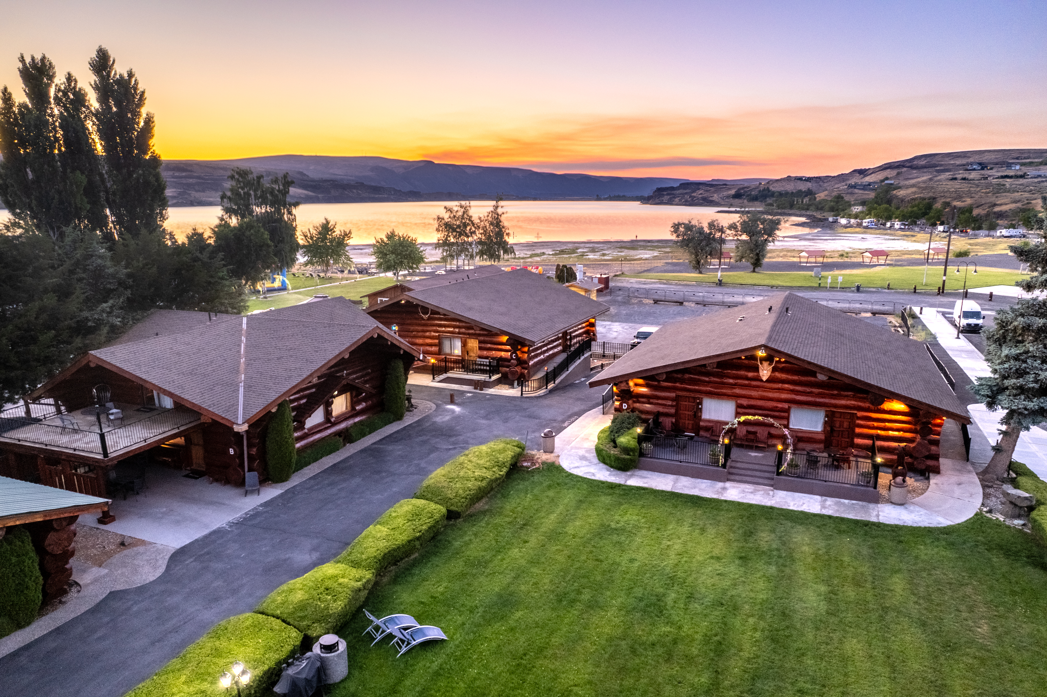 Exterior of Soap Lake Resort, a Dazzler Select by Wyndham hotel in Soap Lake, Washington