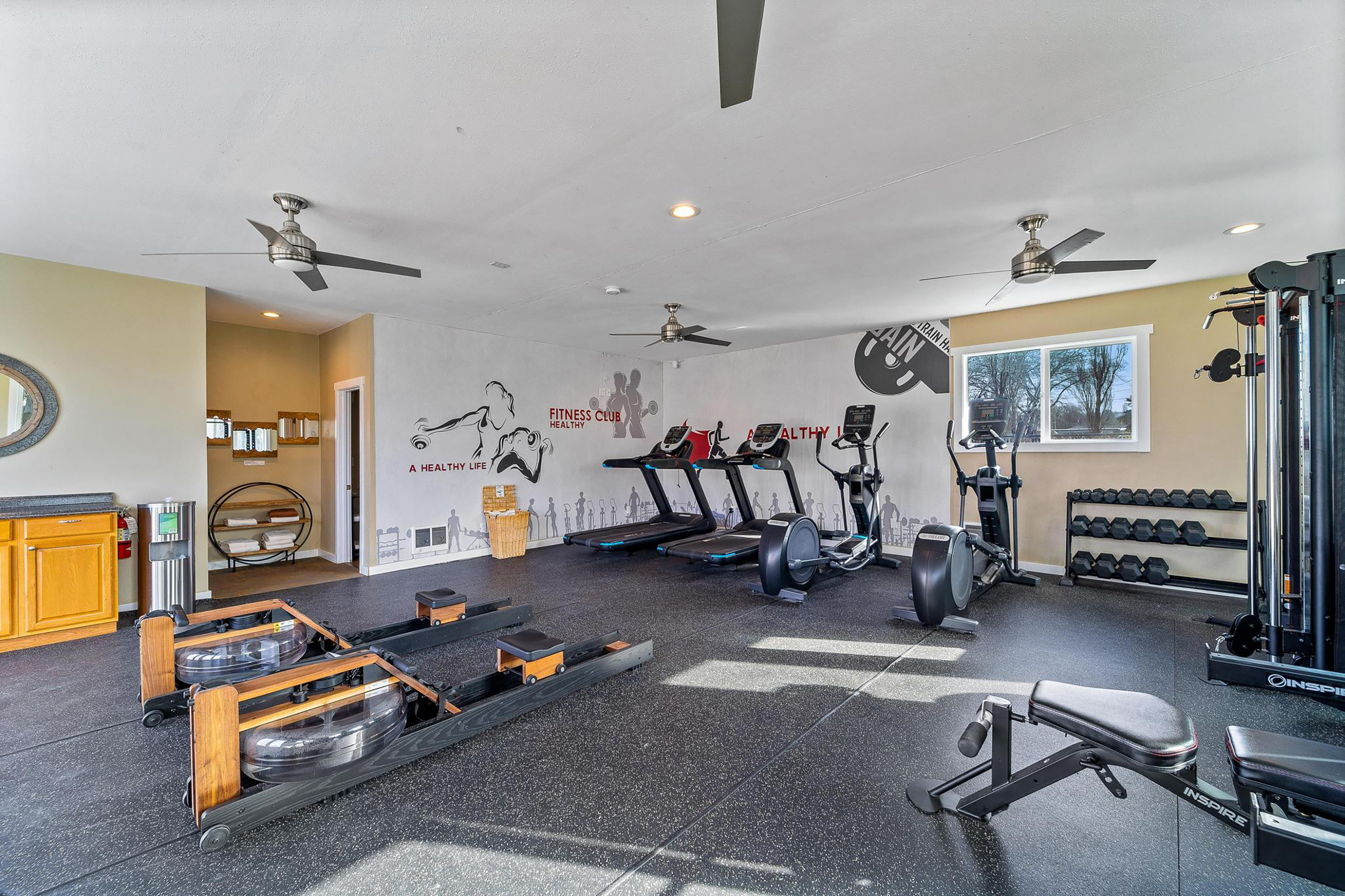 Fitness room at Soap Lake Resort, a Dazzler Select by Wyndham in Soap Lake, Washington