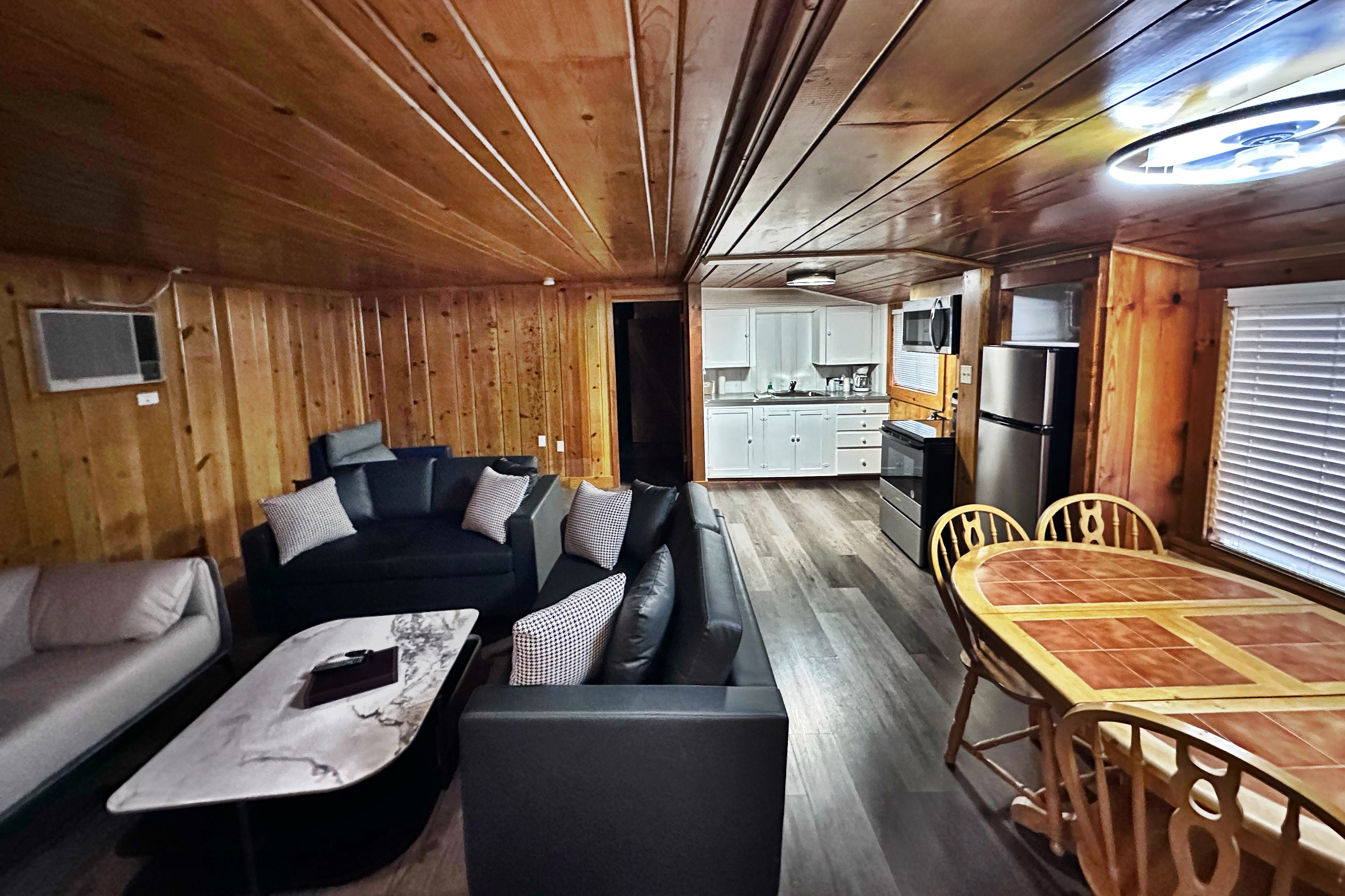 Guest room at the Soap Lake Resort, a Dazzler Select by Wyndham in Soap Lake, Washington