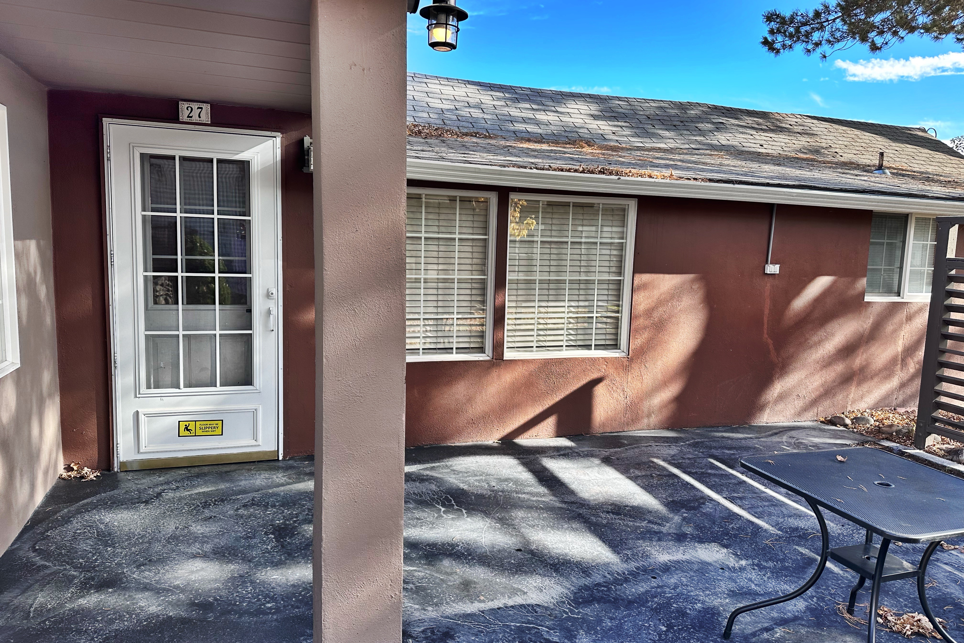 Guest room at the Soap Lake Resort, a Dazzler Select by Wyndham in Soap Lake, Washington