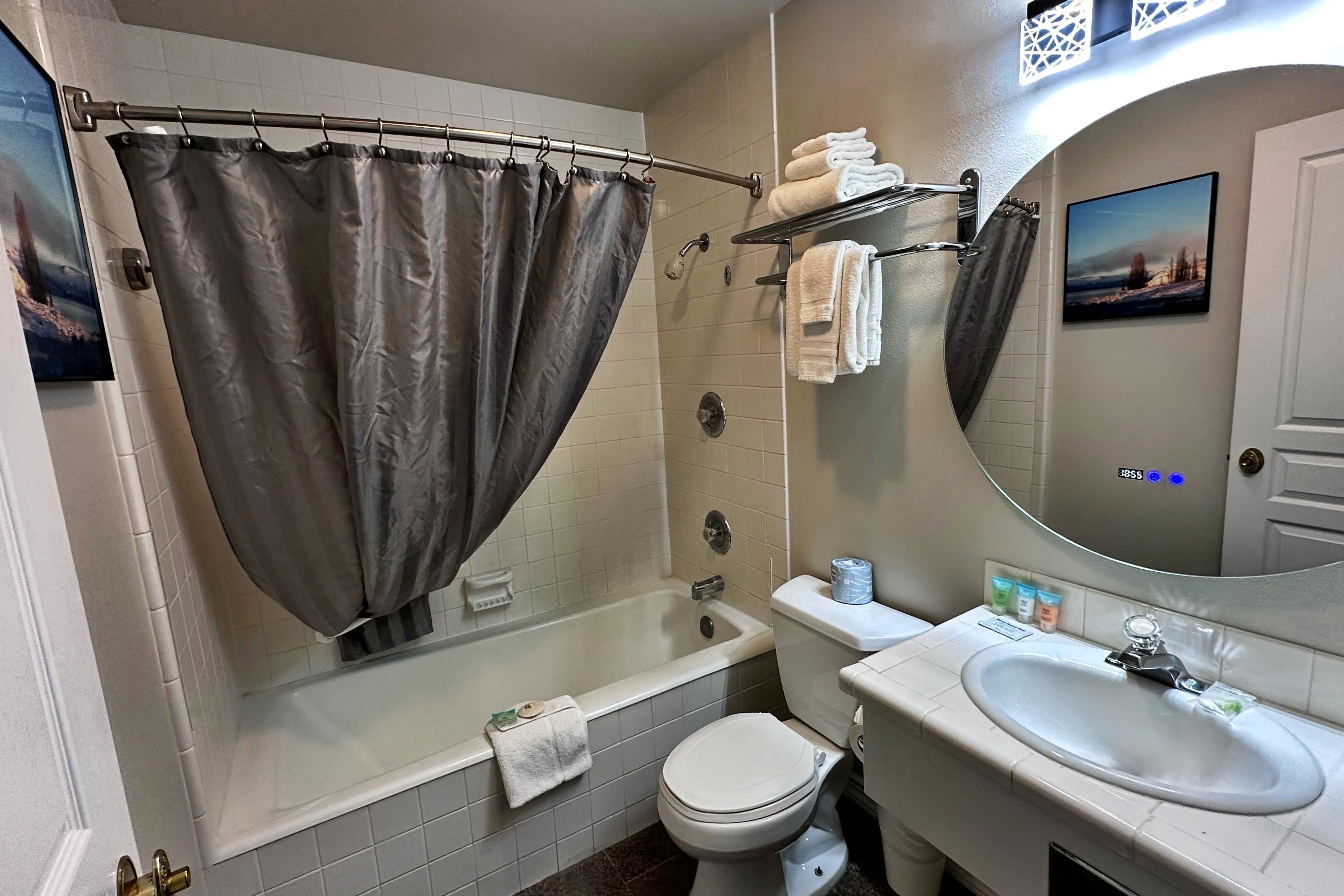 Guest room bath at the Soap Lake Resort, a Dazzler Select by Wyndham in Soap Lake, Washington