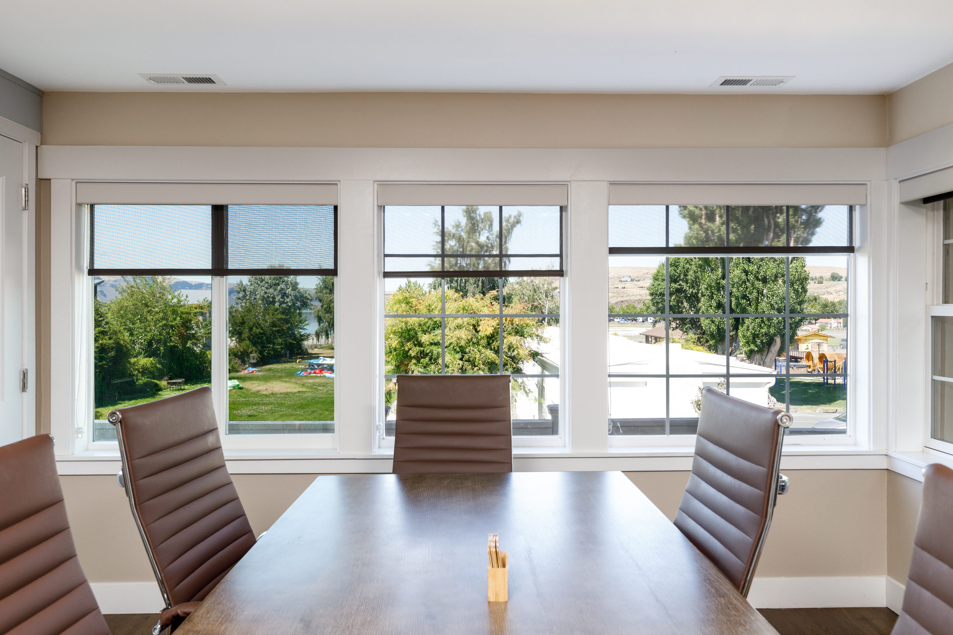 Guest room at the Soap Lake Resort, a Dazzler Select by Wyndham in Soap Lake, Washington