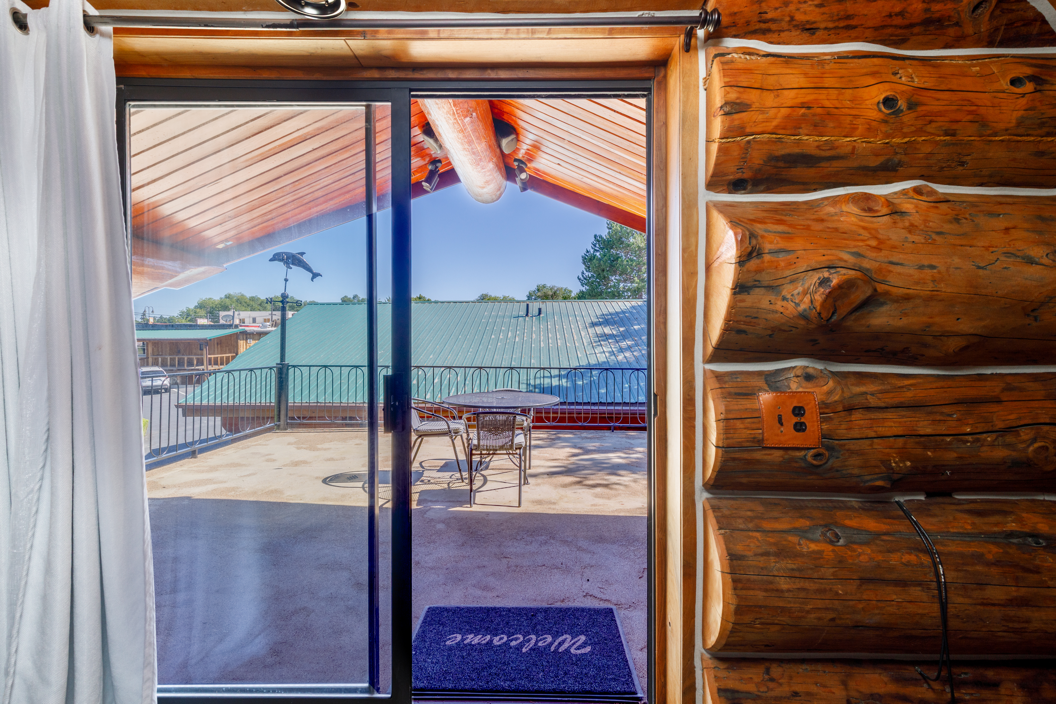 Guest room at the Soap Lake Resort, a Dazzler Select by Wyndham in Soap Lake, Washington