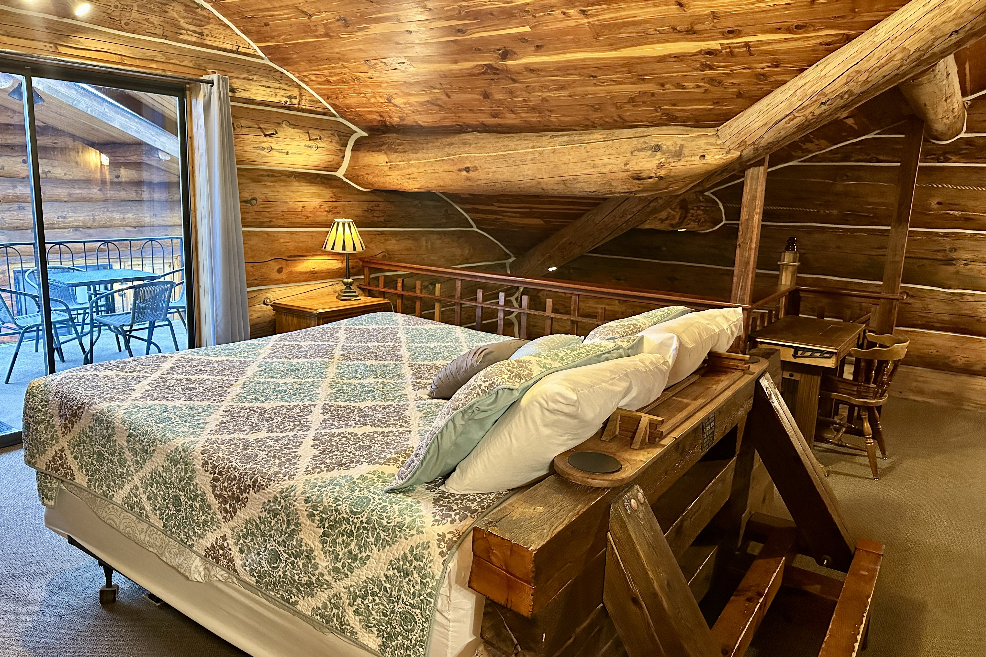 Guest room at the Soap Lake Resort, a Dazzler Select by Wyndham in Soap Lake, Washington
