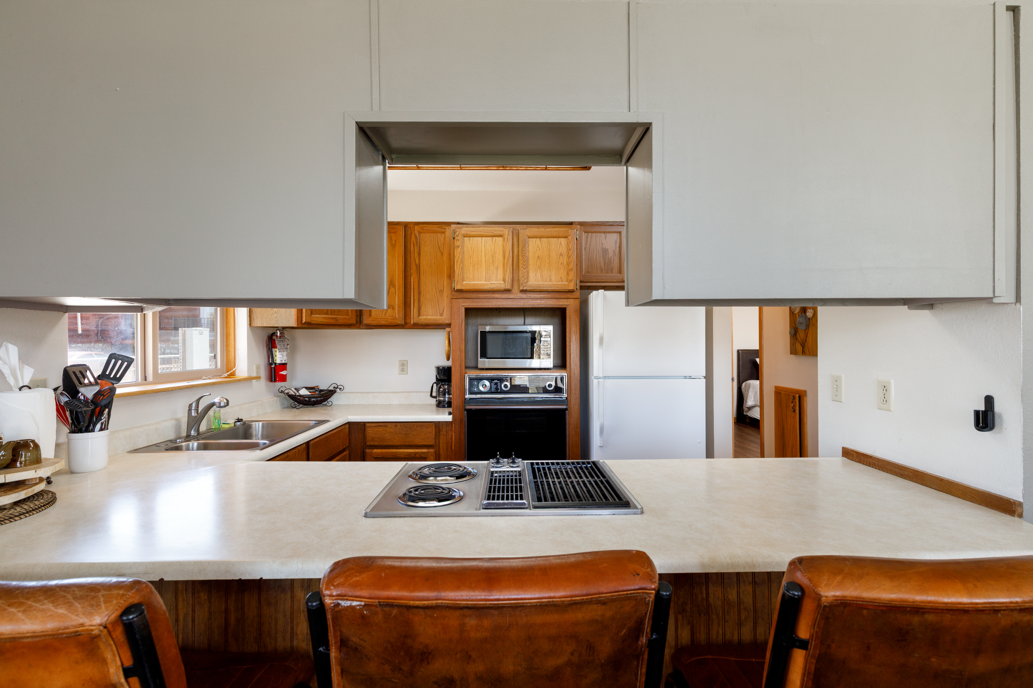 Guest room at the Soap Lake Resort, a Dazzler Select by Wyndham in Soap Lake, Washington