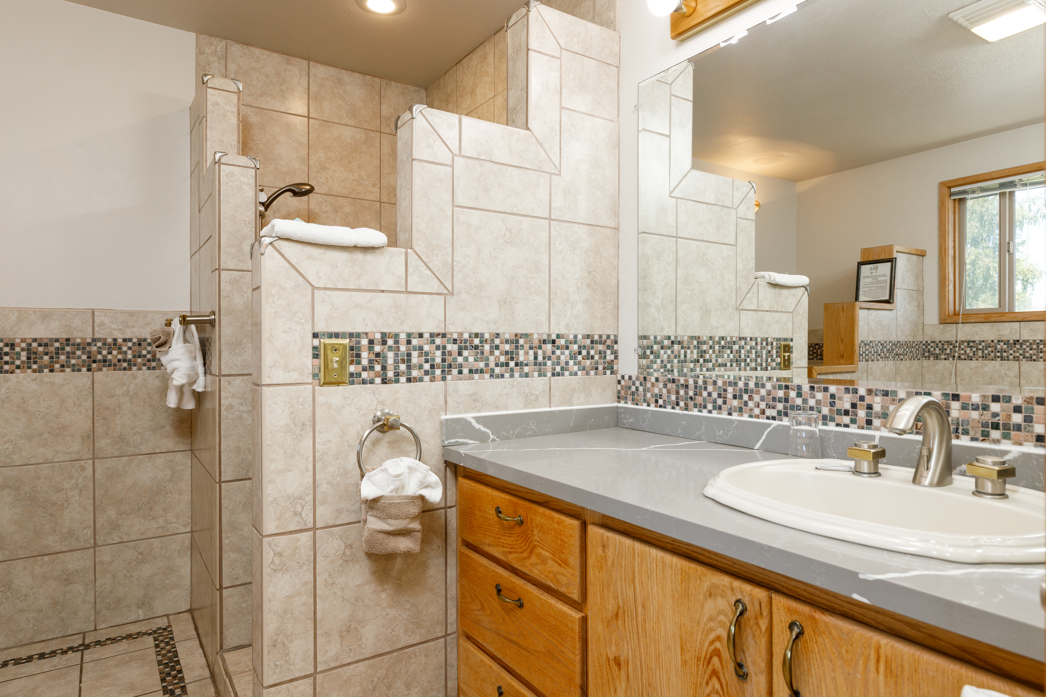 Guest room bath at the Soap Lake Resort, a Dazzler Select by Wyndham in Soap Lake, Washington