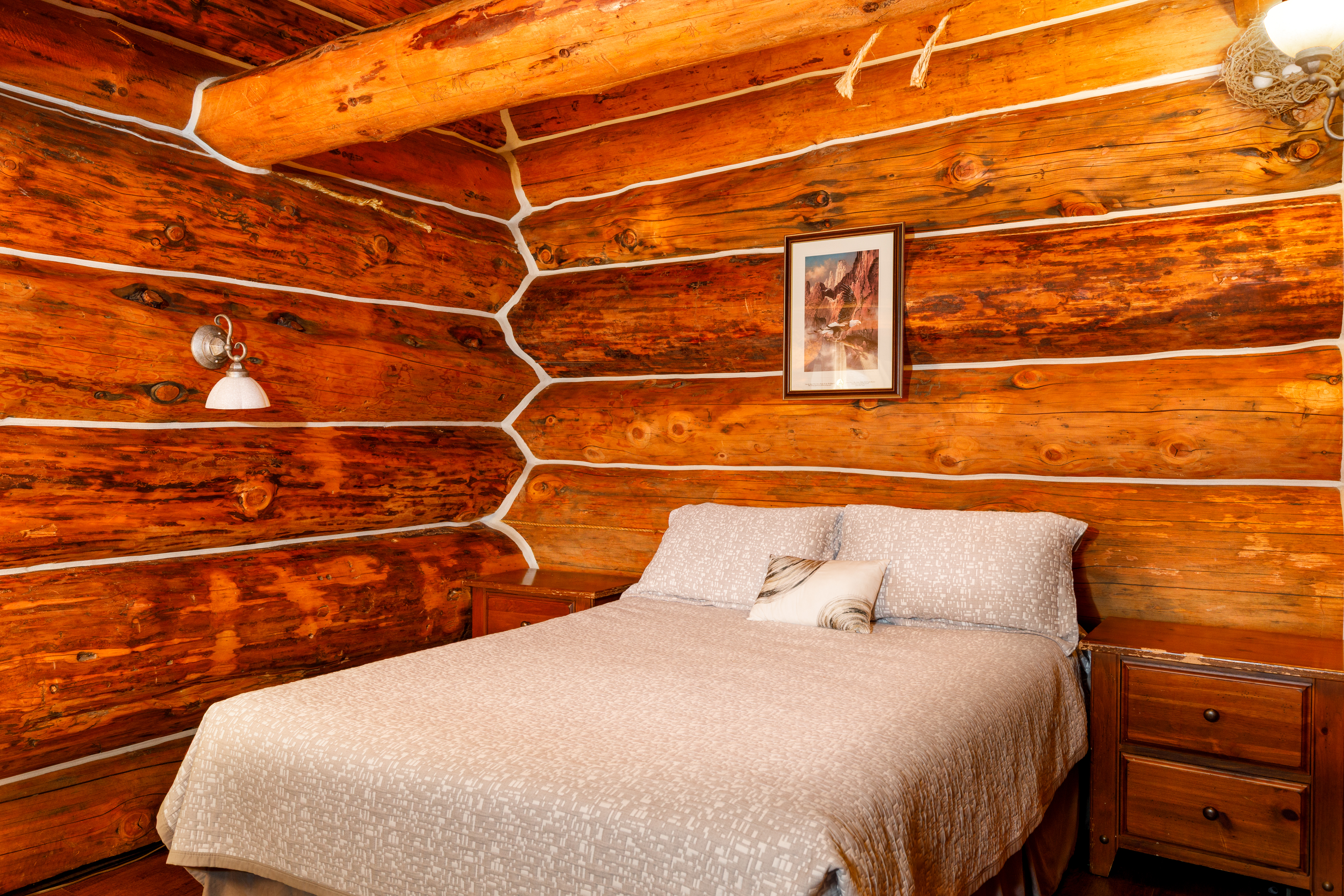 Guest room at the Soap Lake Resort, a Dazzler Select by Wyndham in Soap Lake, Washington