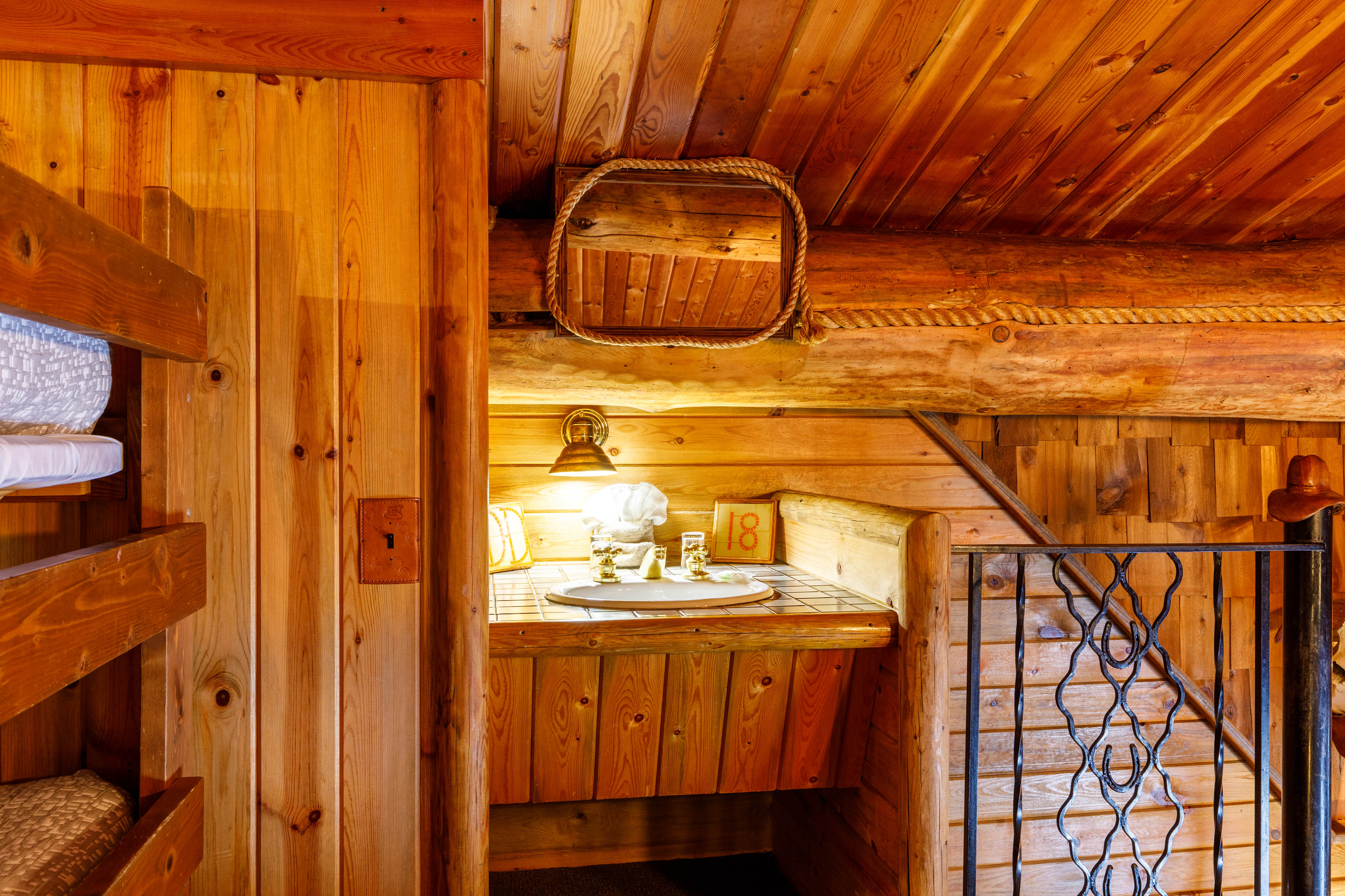 Guest room at the Soap Lake Resort, a Dazzler Select by Wyndham in Soap Lake, Washington