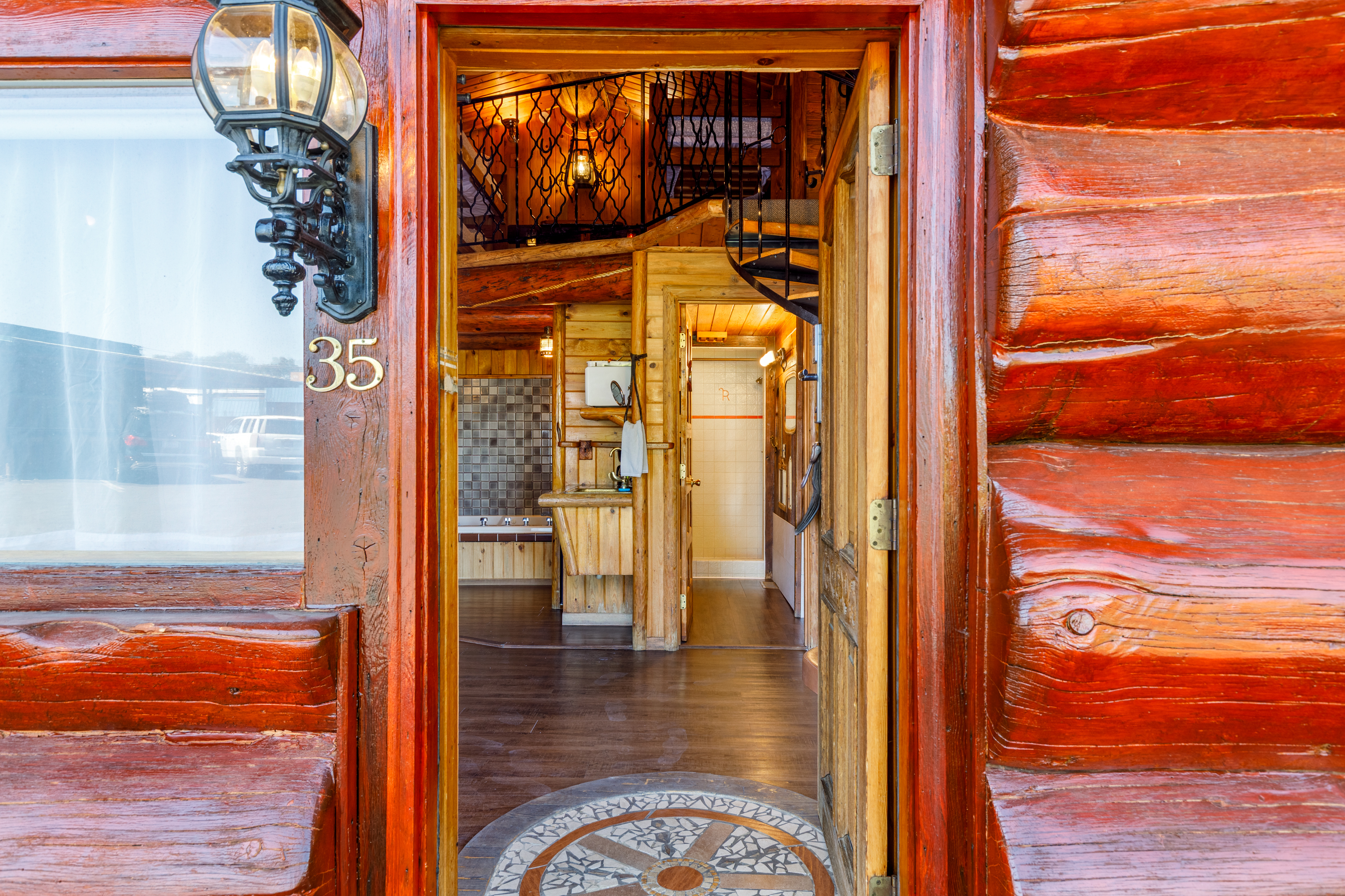 Guest room at the Soap Lake Resort, a Dazzler Select by Wyndham in Soap Lake, Washington