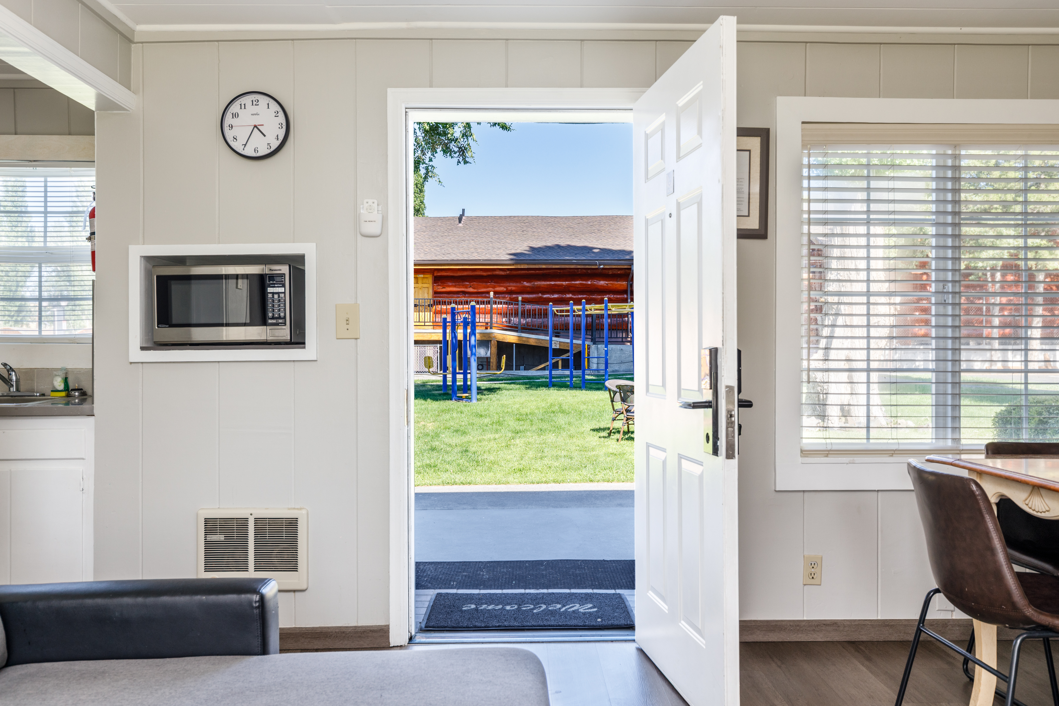 Guest room at the Soap Lake Resort, a Dazzler Select by Wyndham in Soap Lake, Washington