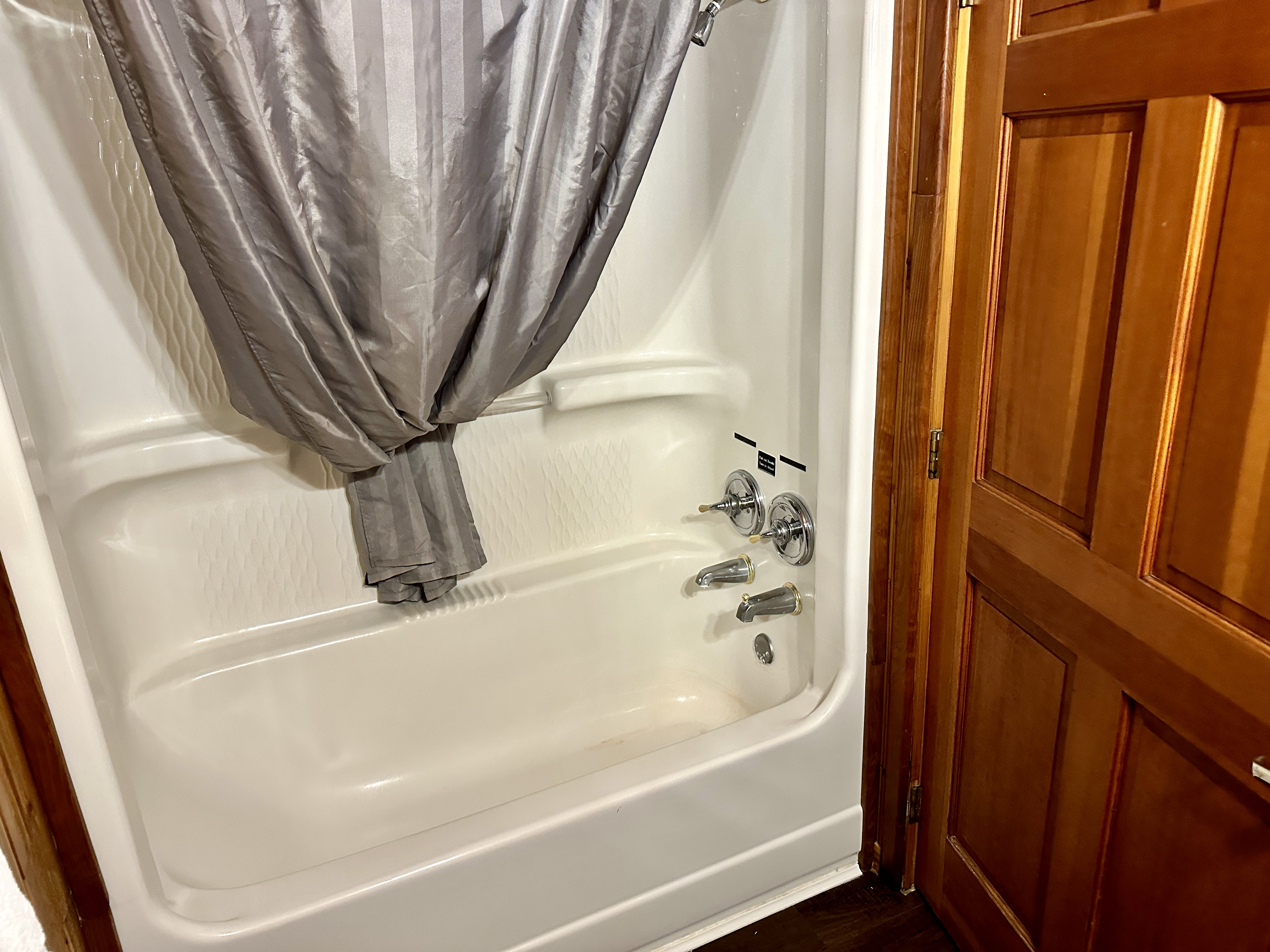 Guest room bath at the Soap Lake Resort, a Dazzler Select by Wyndham in Soap Lake, Washington